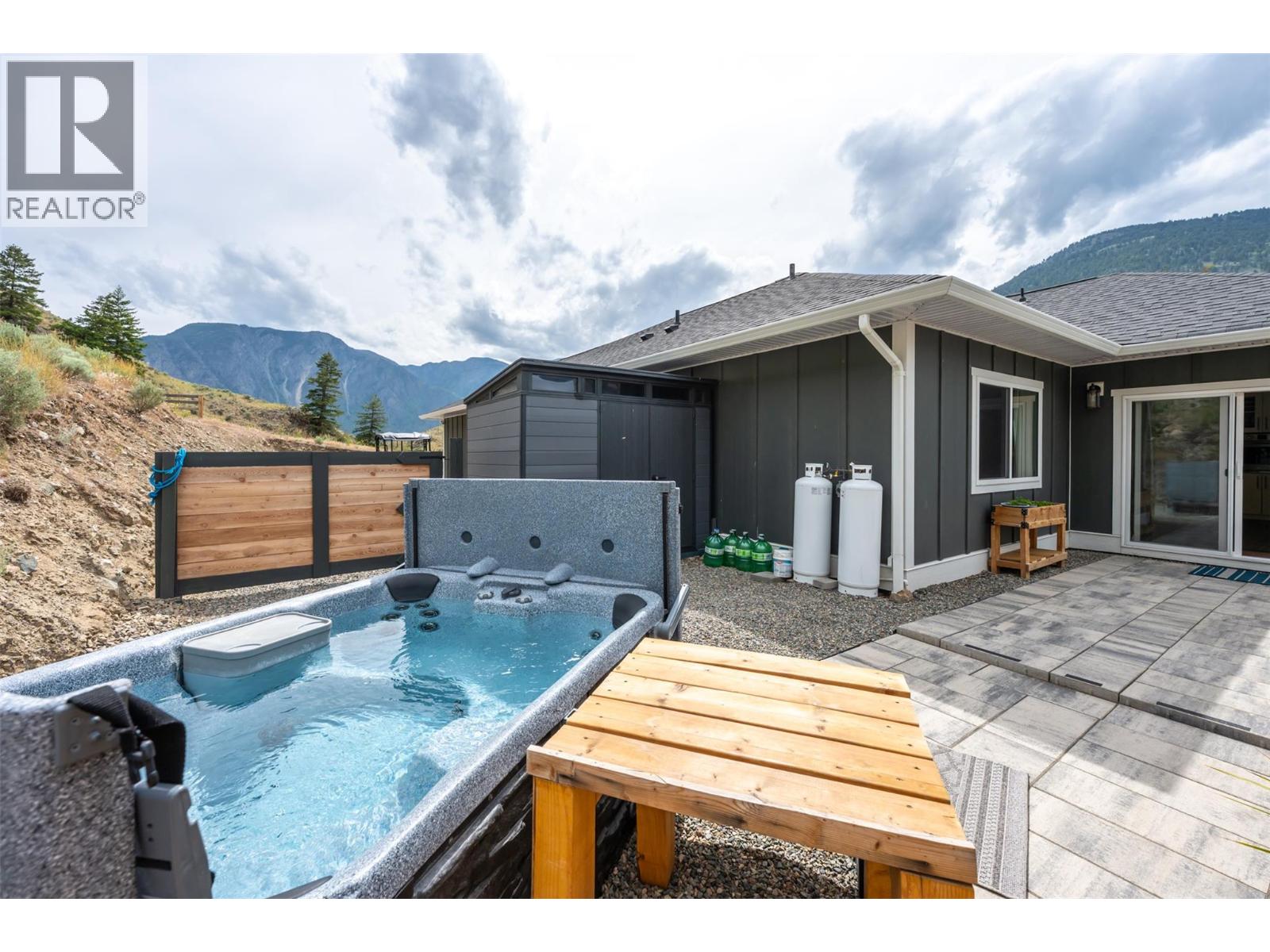 130 Pin Cushion Trail, Keremeos, British Columbia  V0X 1N0 - Photo 39 - 10389010