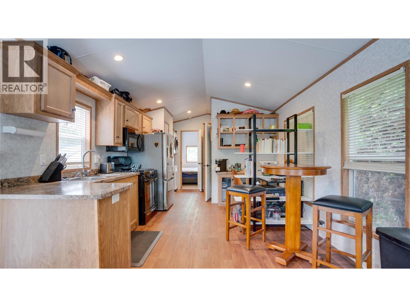 1383 Silver Sands Road Unit# 7 Lot# 7, Sicamous, British Columbia  V0E 2V4 - Photo 8 - 10388910