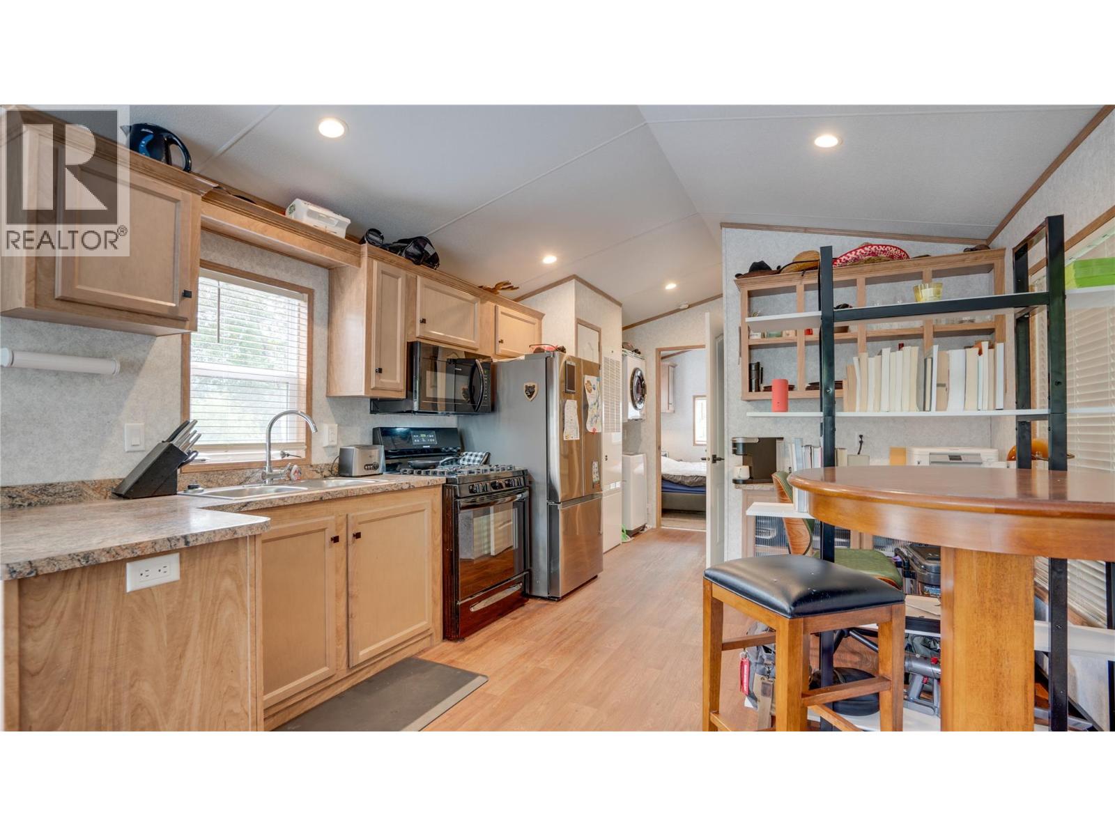 1383 Silver Sands Road Unit# 7 Lot# 7, Sicamous, British Columbia  V0E 2V4 - Photo 9 - 10388910
