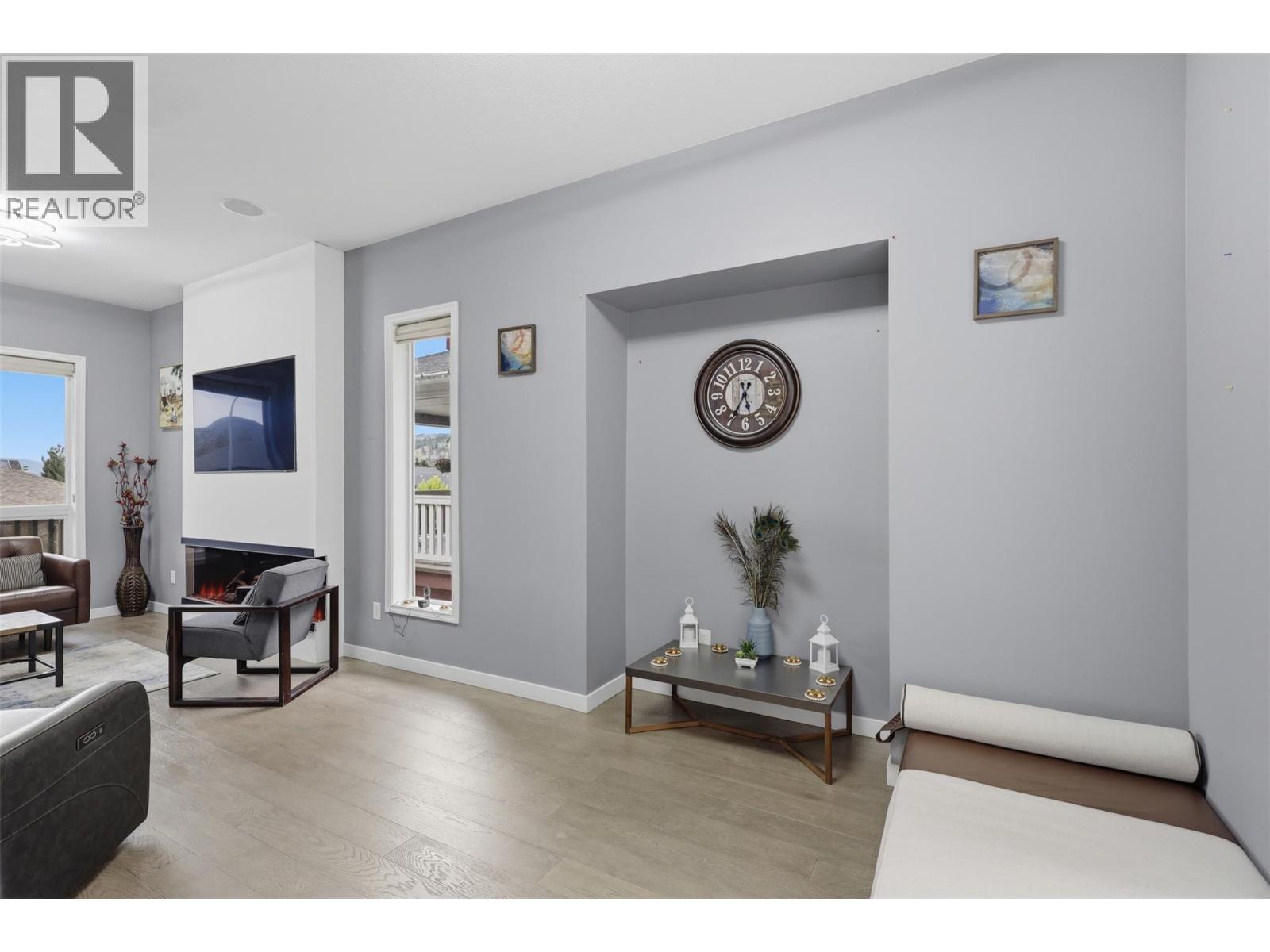 444 Azure Place, Kamloops, British Columbia  V2E 2R2 - Photo 15 - 10388789