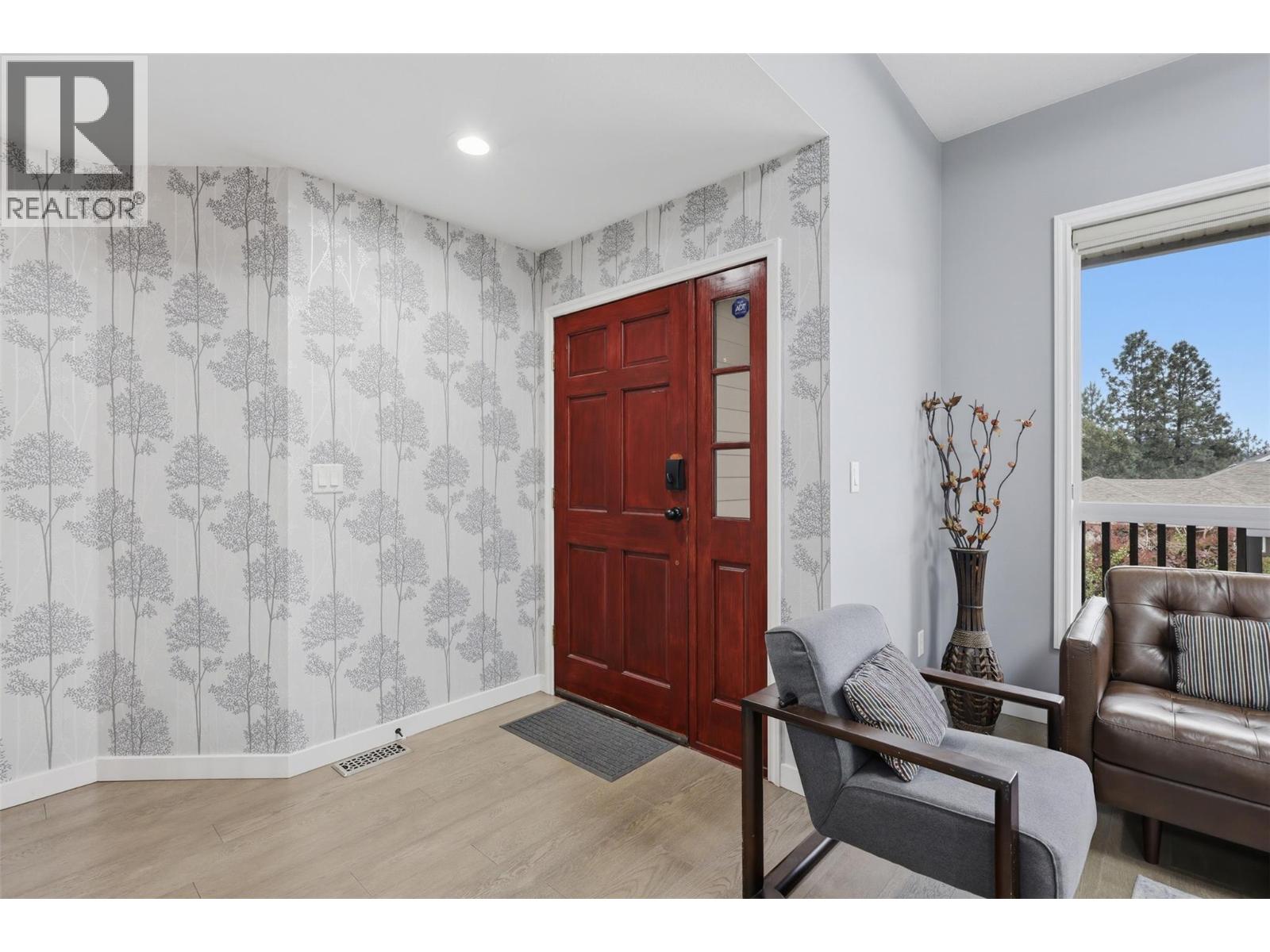 444 Azure Place, Kamloops, British Columbia  V2E 2R2 - Photo 8 - 10388789
