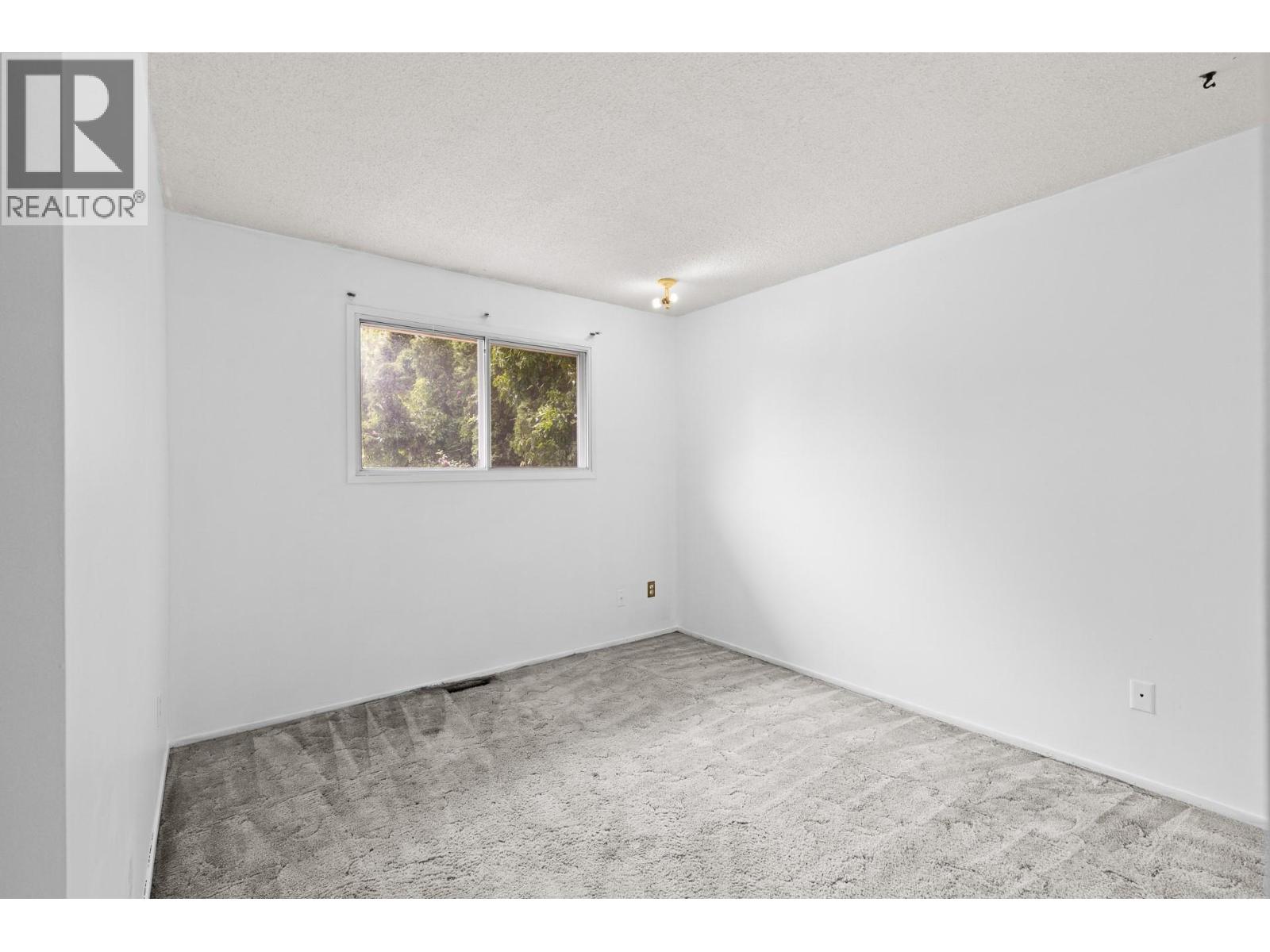 2877 Springfield Road, Kelowna, British Columbia  V1X 4M5 - Photo 21 - 10387896