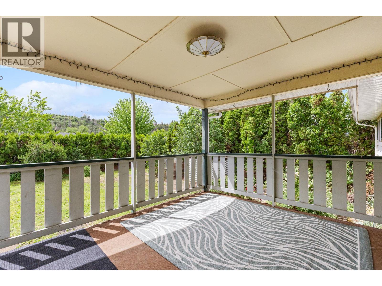 2877 Springfield Road, Kelowna, British Columbia  V1X 4M5 - Photo 41 - 10387896