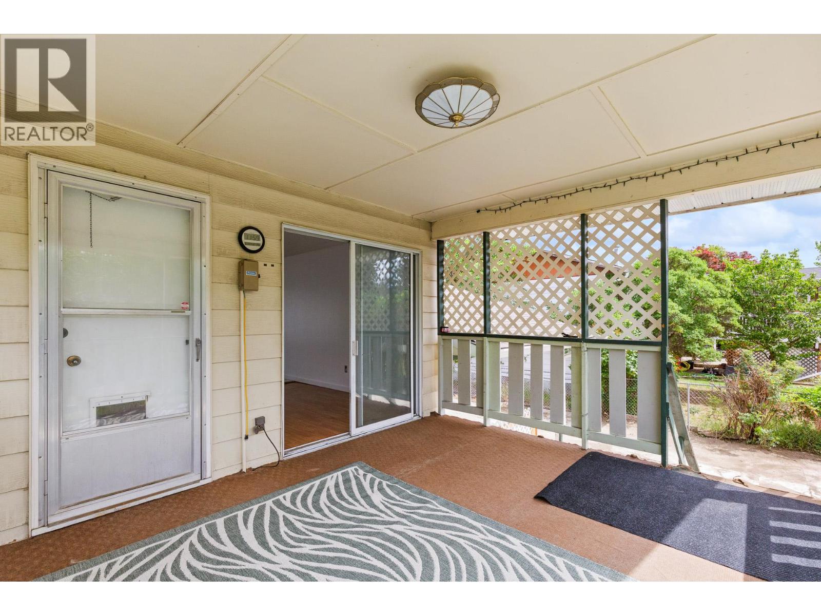 2877 Springfield Road, Kelowna, British Columbia  V1X 4M5 - Photo 42 - 10387896