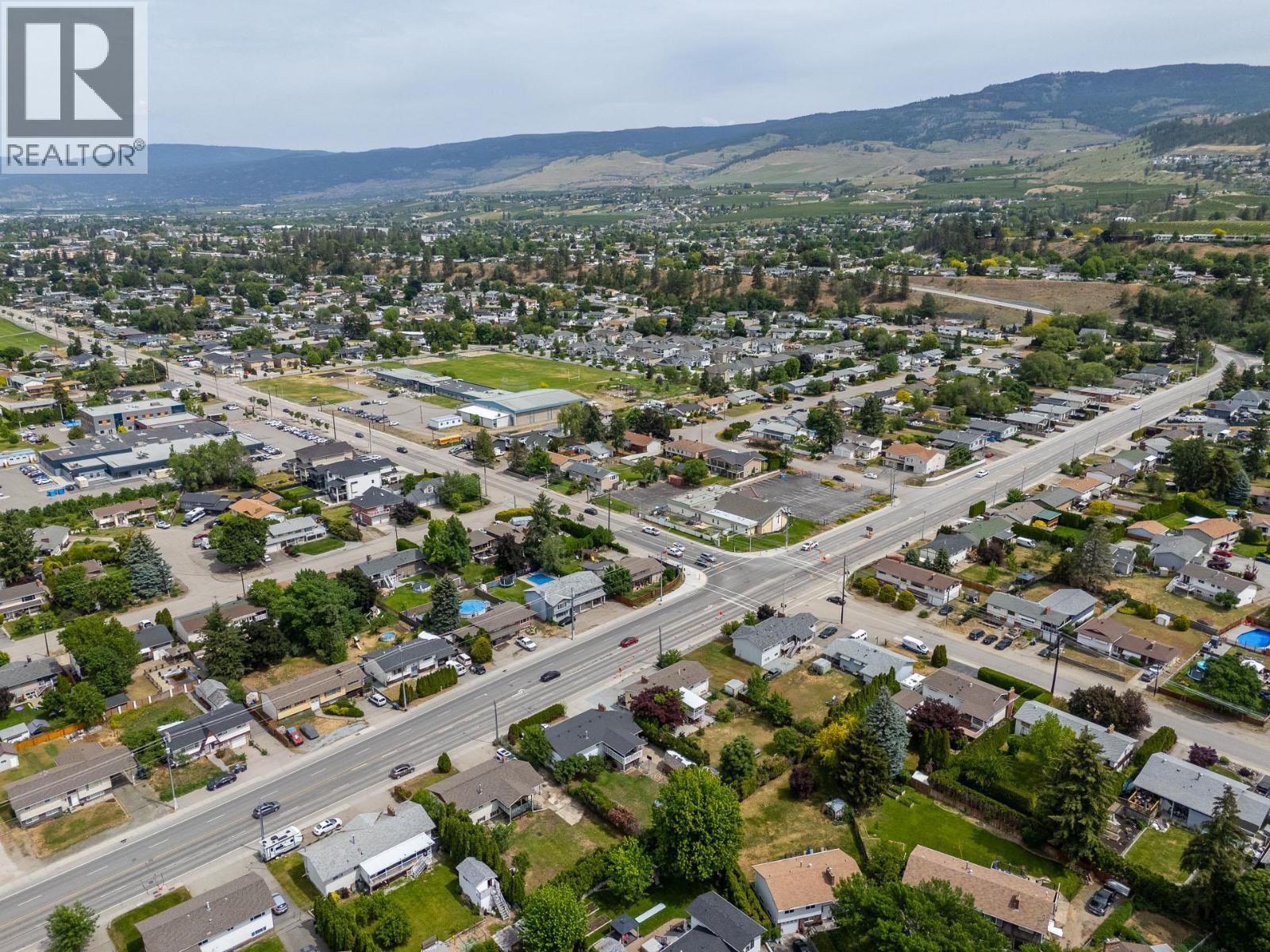 2877 Springfield Road, Kelowna, British Columbia  V1X 4M5 - Photo 65 - 10387896