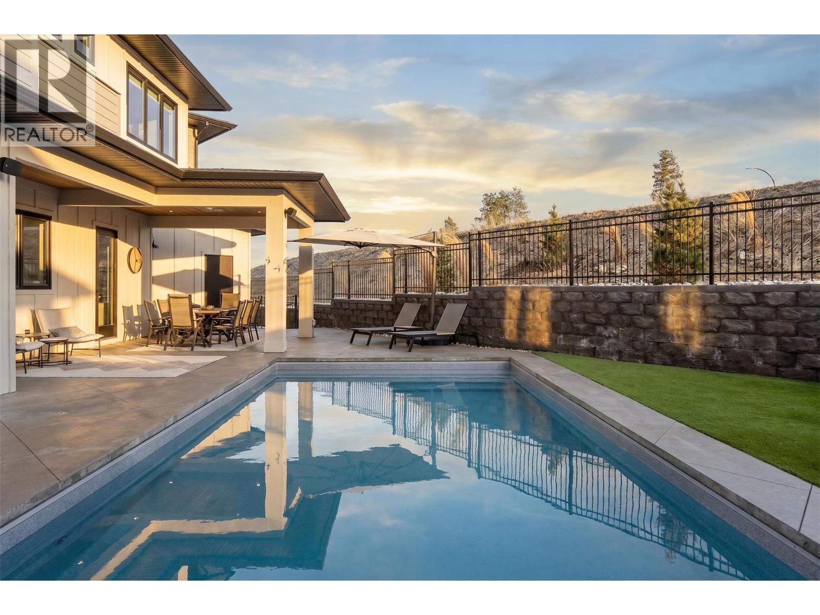491 Trestle Ridge Drive, Kelowna, British Columbia  V1W 5M3 - Photo 3 - 10389101