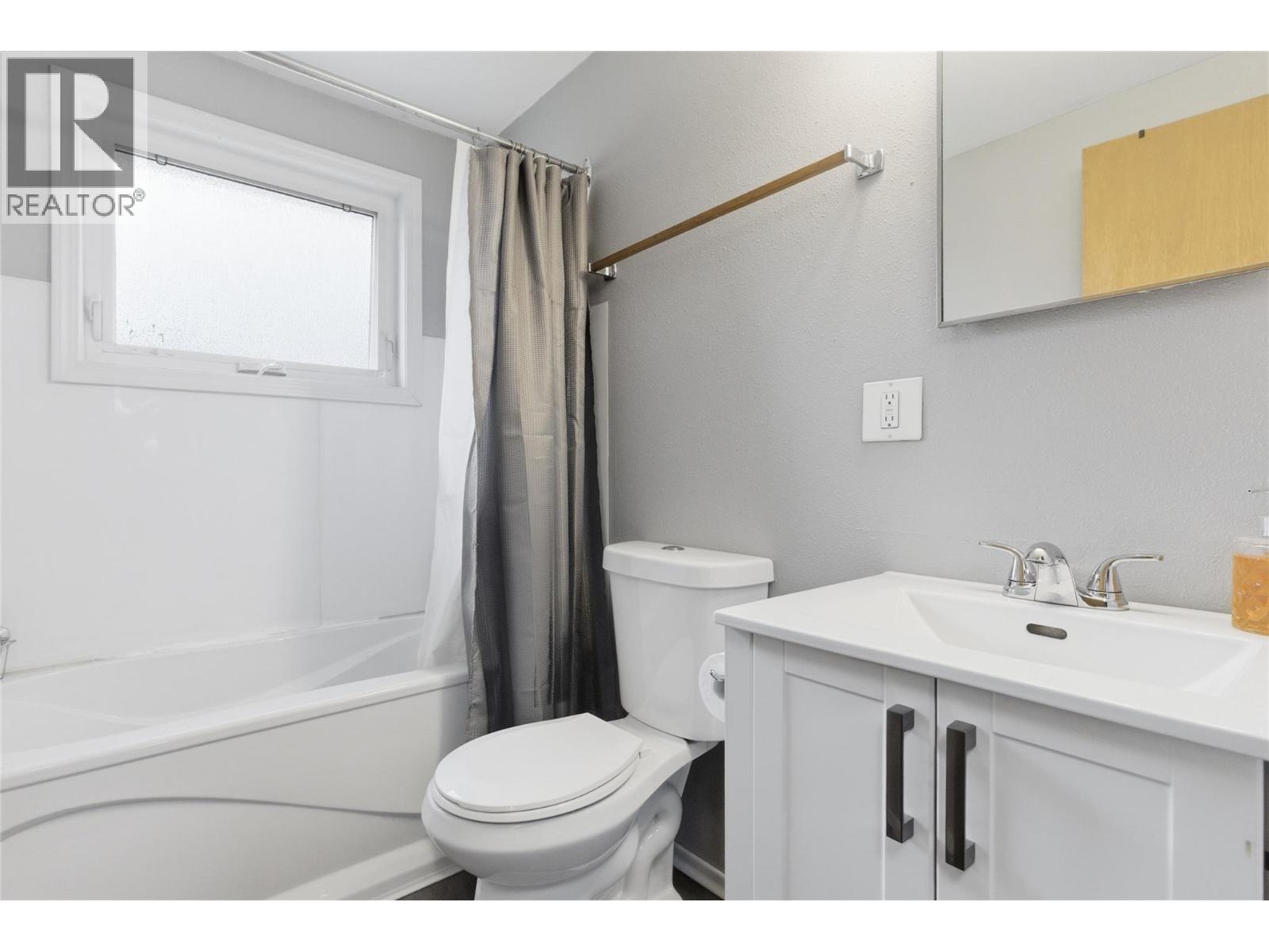 421 Tingley Street, Ashcroft, British Columbia  V0K 1A0 - Photo 10 - 10389061