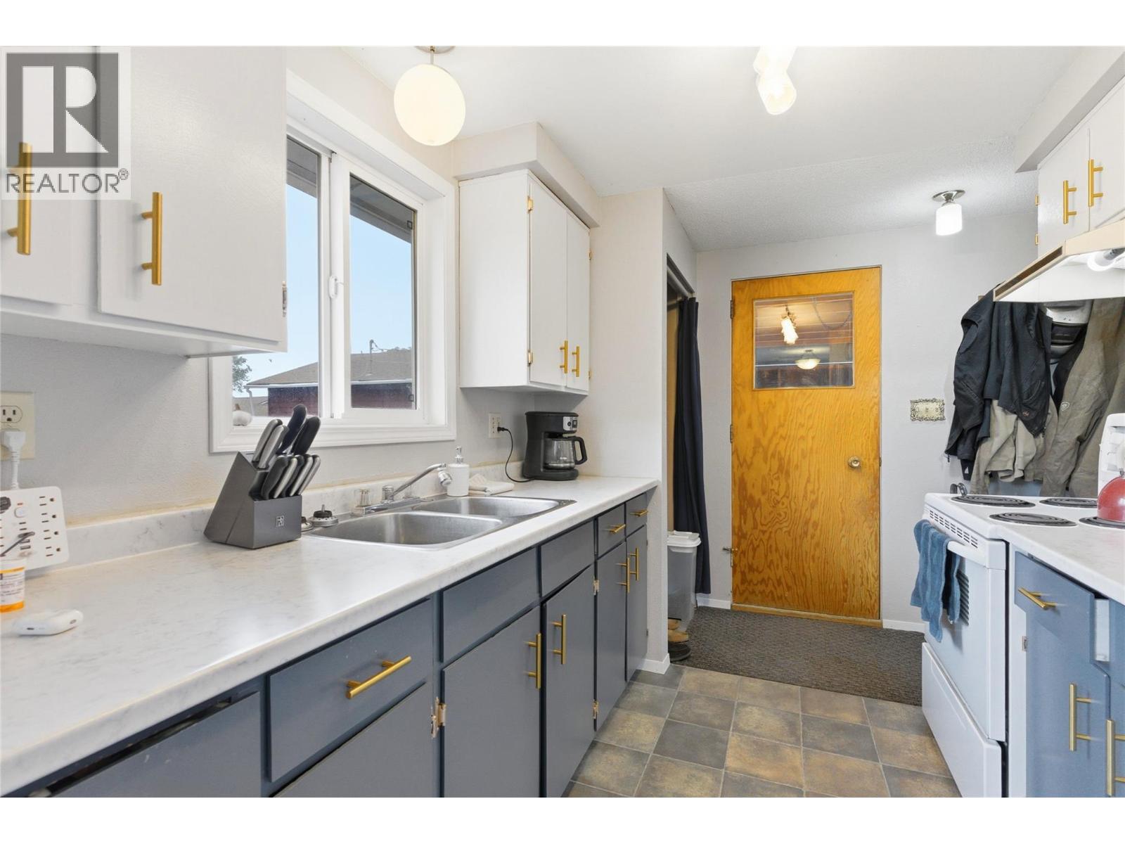 421 Tingley Street, Ashcroft, British Columbia  V0K 1A0 - Photo 14 - 10389061
