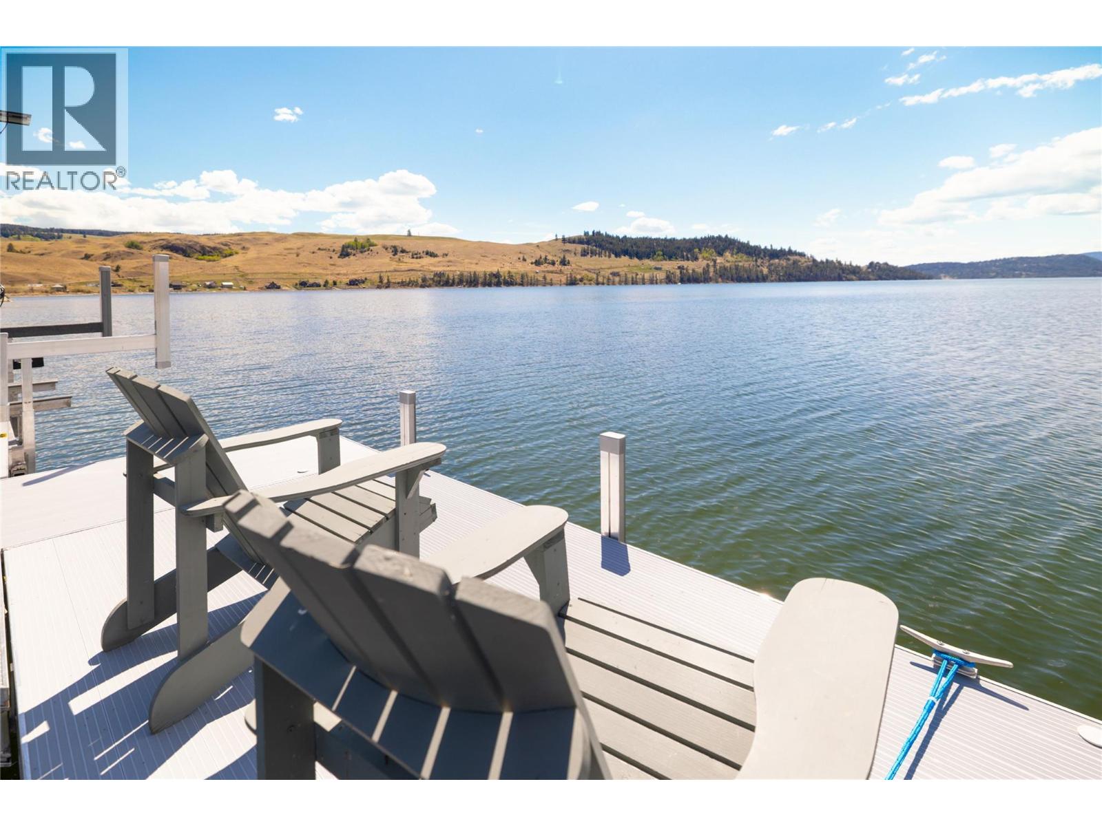 140 GOLDEN QUILL Trail, stump lake, British Columbia