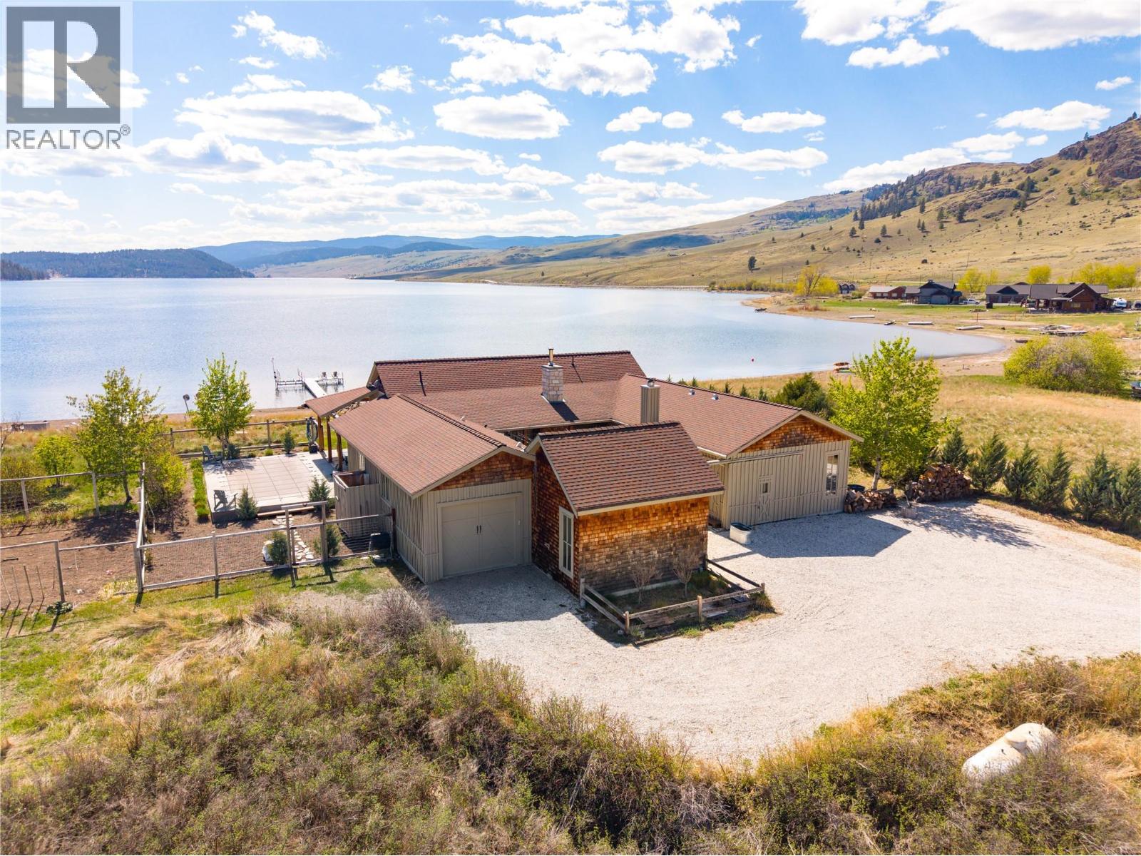 140 Golden Quill Trail, Stump Lake, British Columbia  V0E 2A0 - Photo 2 - 10388751