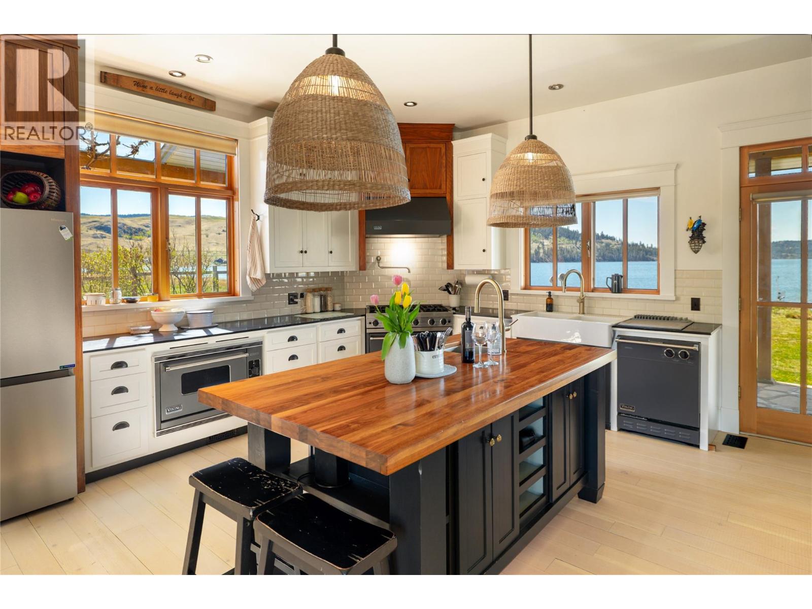 140 Golden Quill Trail, Stump Lake, British Columbia  V0E 2A0 - Photo 4 - 10388751