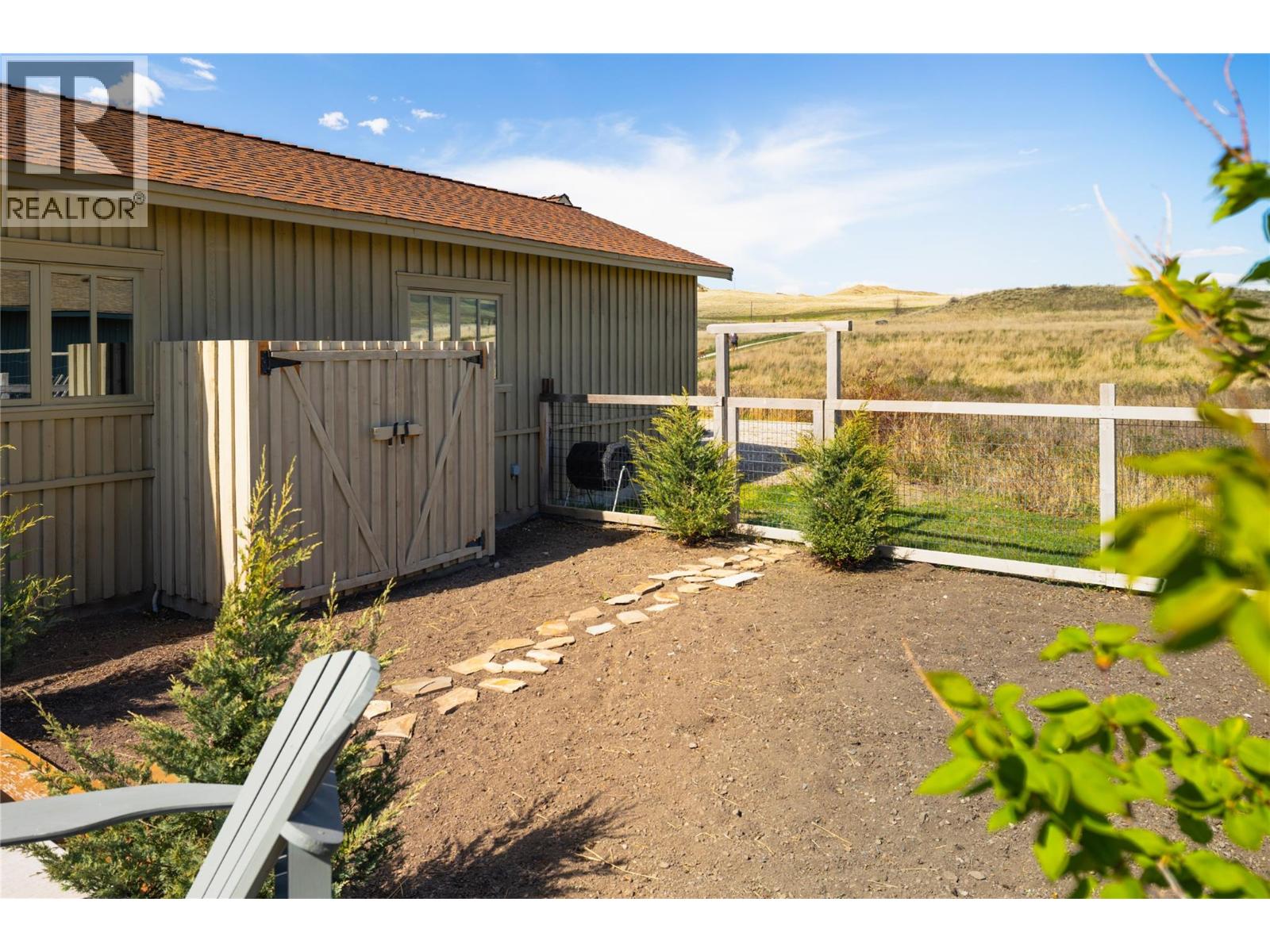 140 Golden Quill Trail, Stump Lake, British Columbia  V0E 2A0 - Photo 47 - 10388751