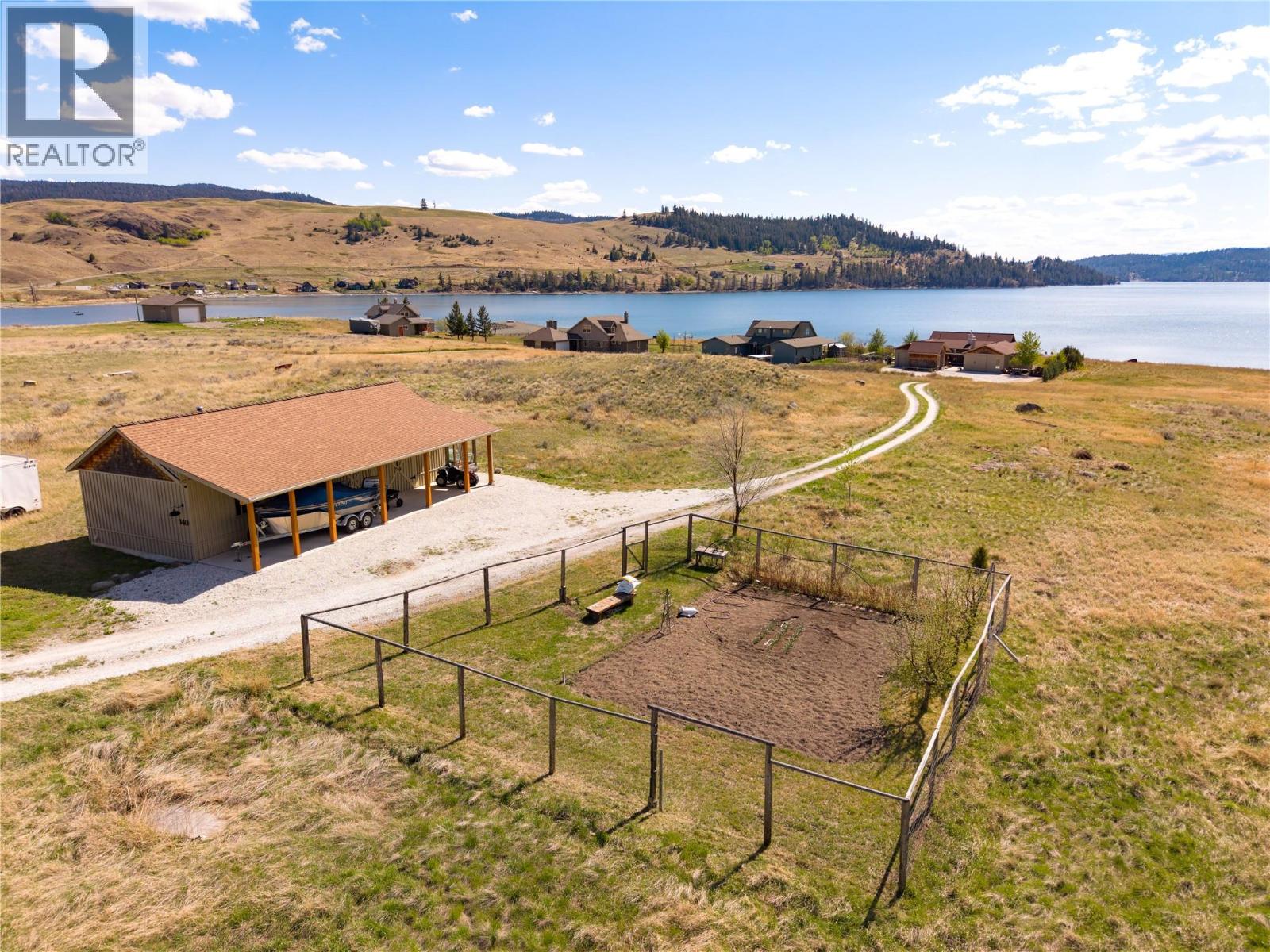 140 Golden Quill Trail, Stump Lake, British Columbia  V0E 2A0 - Photo 55 - 10388751