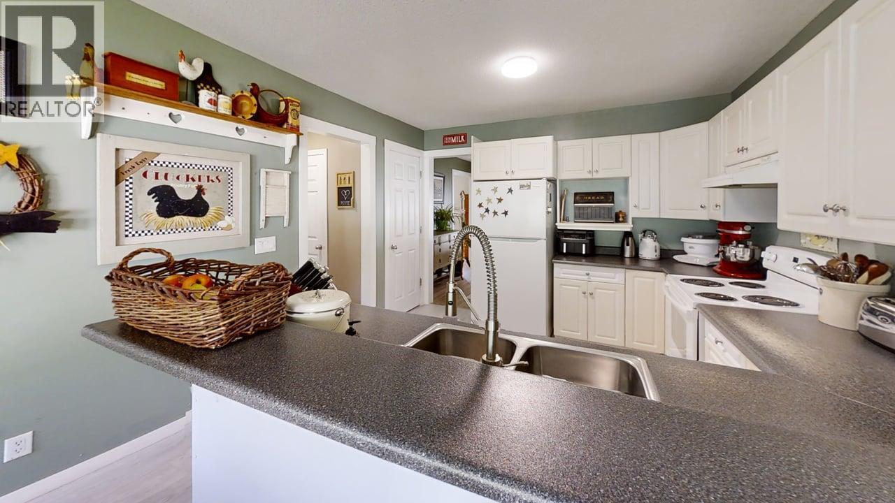1118 Harold Street, Slocan, British Columbia  V0G 2C0 - Photo 12 - 10388719