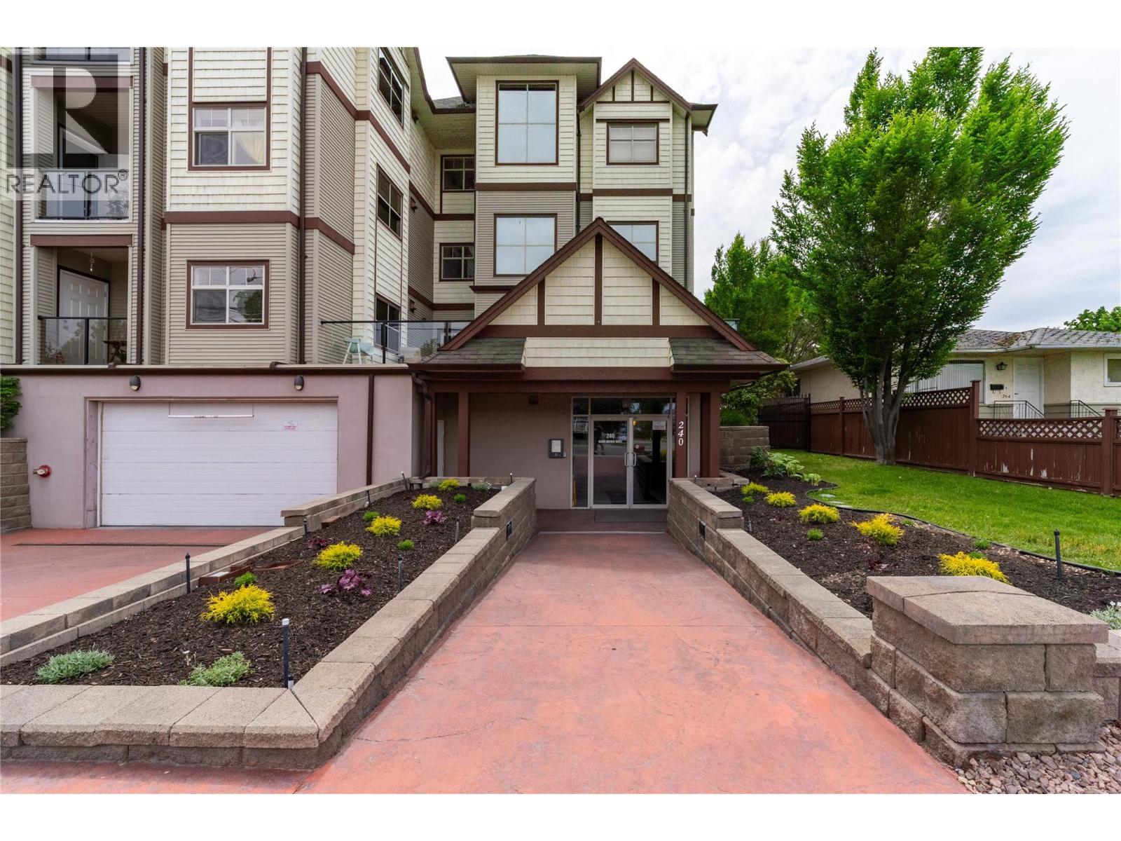 240 Wade Avenue W Avenue Unit# 305, Penticton, British Columbia  V2A 1T8 - Photo 34 - 10389058