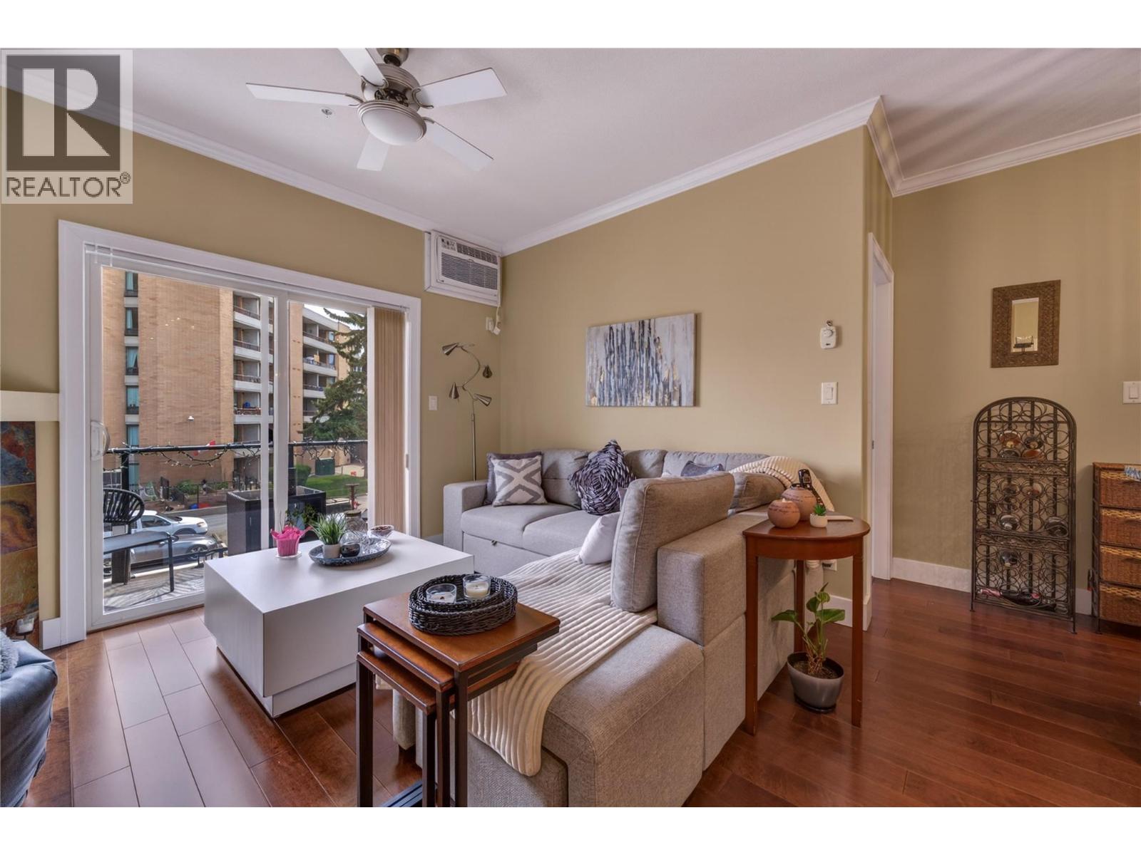 240 Wade Avenue W Avenue Unit# 305, Penticton, British Columbia  V2A 1T8 - Photo 4 - 10389058