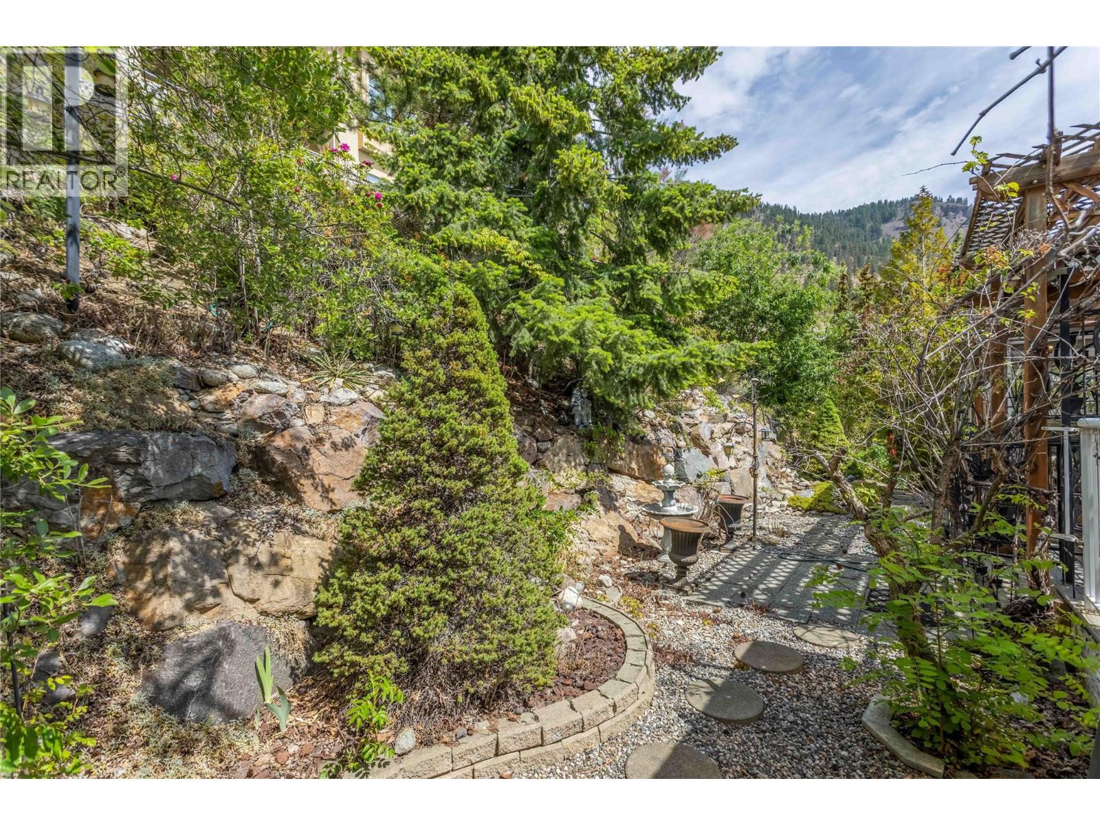 5220 Sutherland Road, Peachland, British Columbia  V0H 1X2 - Photo 37 - 10389003
