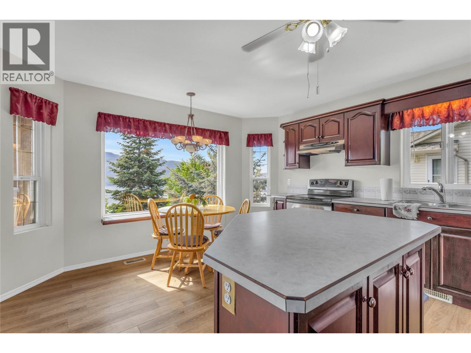 5220 Sutherland Road, Peachland, British Columbia  V0H 1X2 - Photo 7 - 10389003