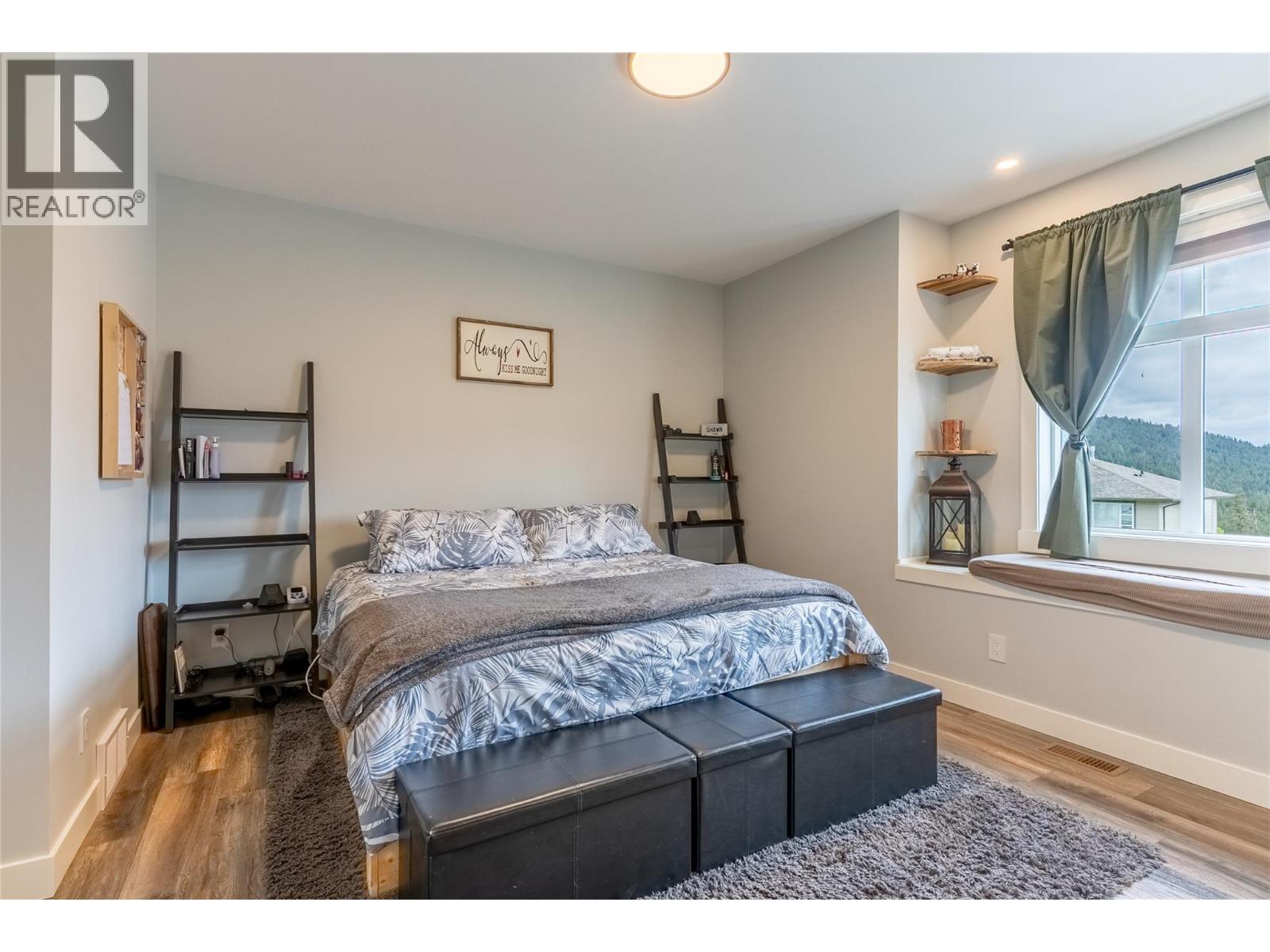 457 Daladon Drive, Logan Lake, British Columbia  V0K 1M0 - Photo 12 - 10389078