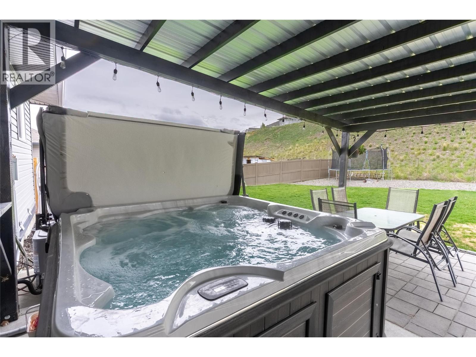 457 Daladon Drive, Logan Lake, British Columbia  V0K 1M0 - Photo 23 - 10389078