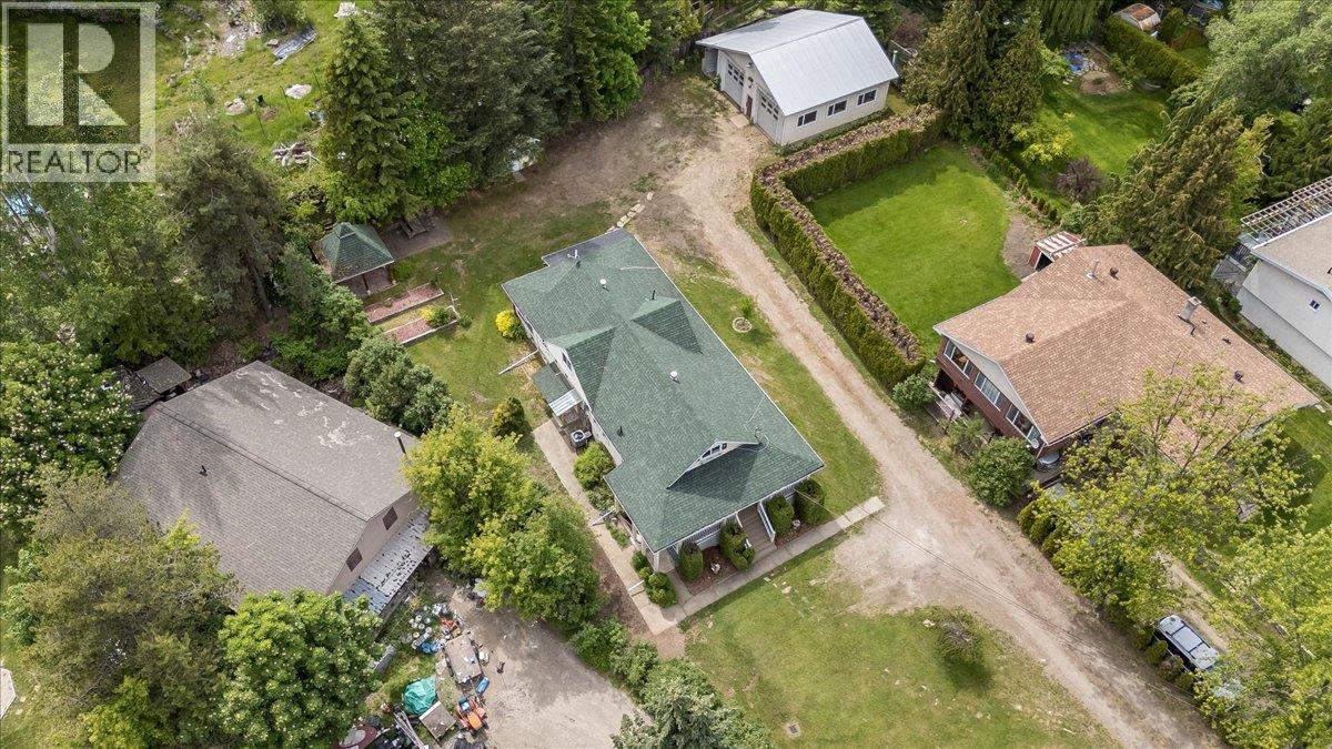 25 Davis Avenue, Fruitvale, British Columbia  V0G 1L0 - Photo 3 - 10388898