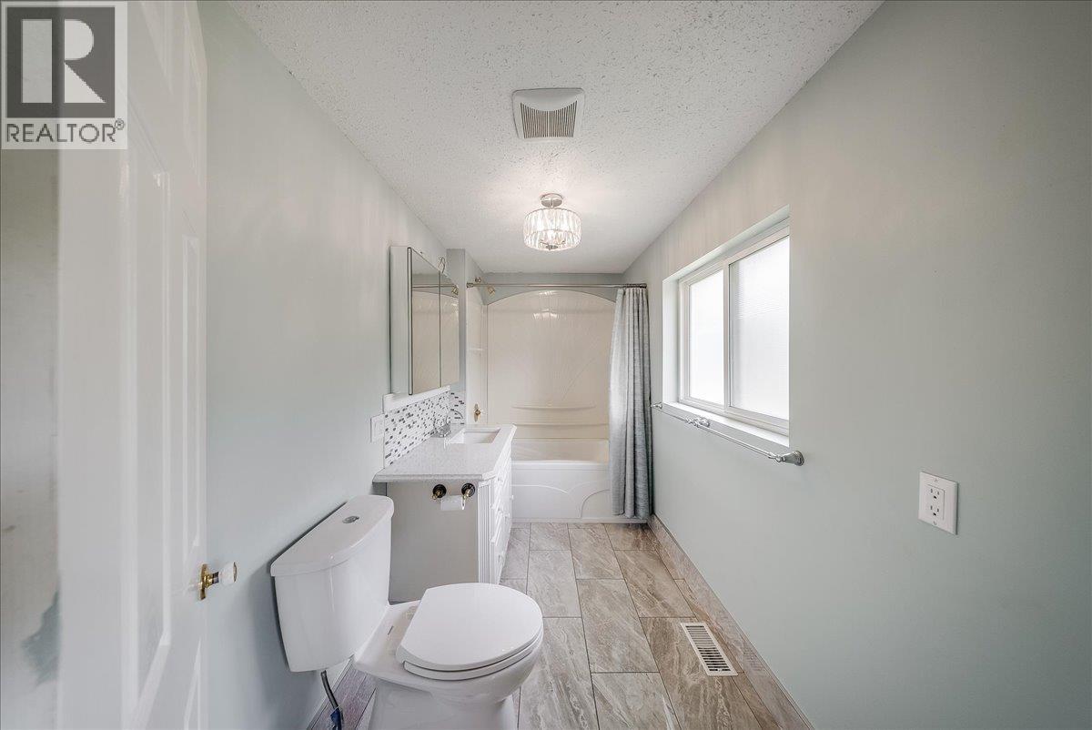 25 Davis Avenue, Fruitvale, British Columbia  V0G 1L0 - Photo 35 - 10388898