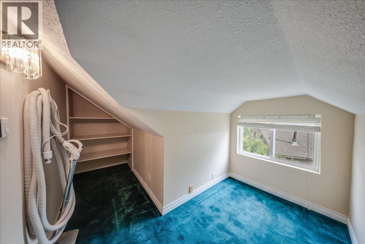25 Davis Avenue, Fruitvale, British Columbia  V0G 1L0 - Photo 44 - 10388898