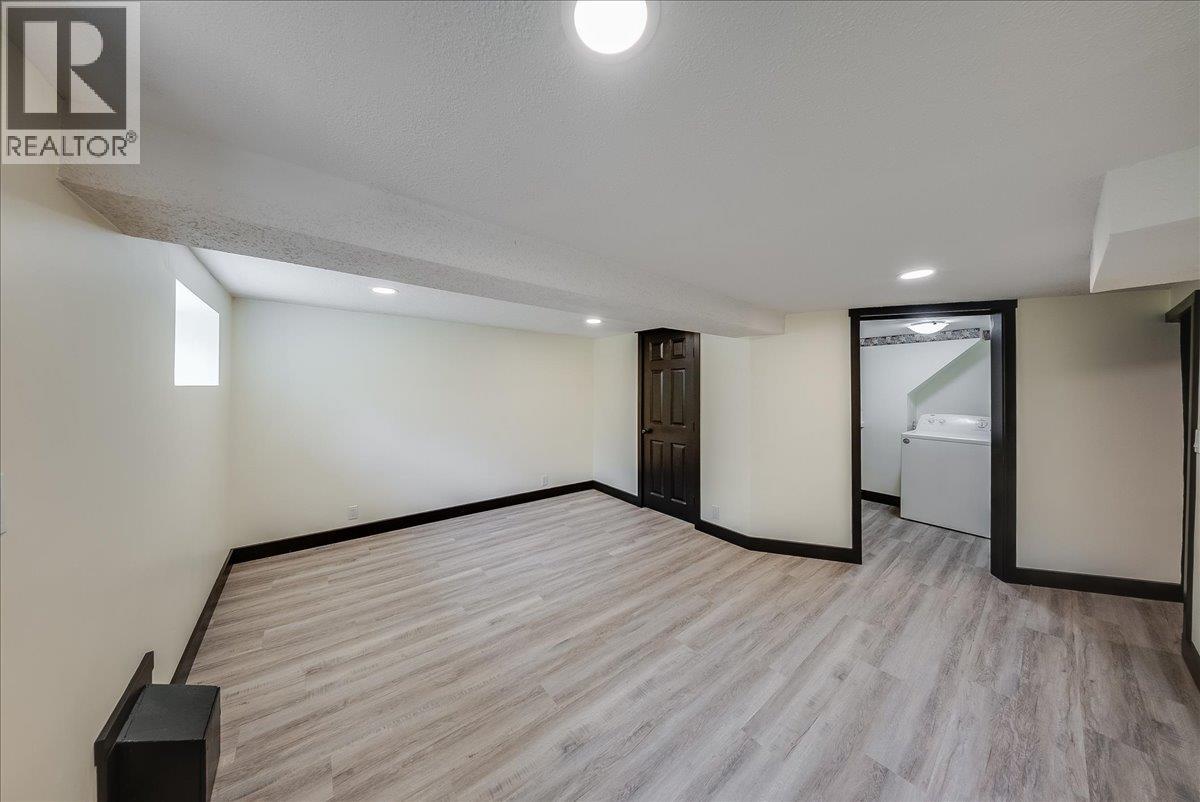 25 Davis Avenue, Fruitvale, British Columbia  V0G 1L0 - Photo 52 - 10388898