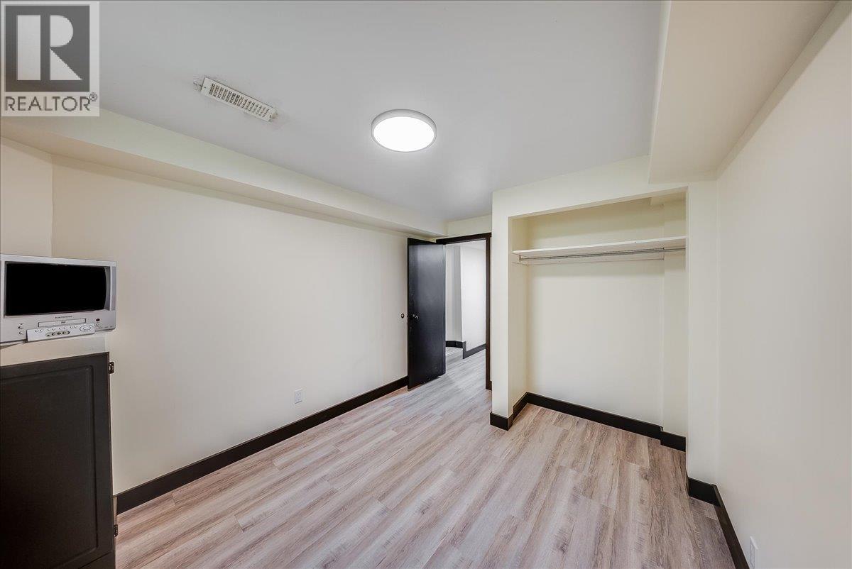 25 Davis Avenue, Fruitvale, British Columbia  V0G 1L0 - Photo 54 - 10388898