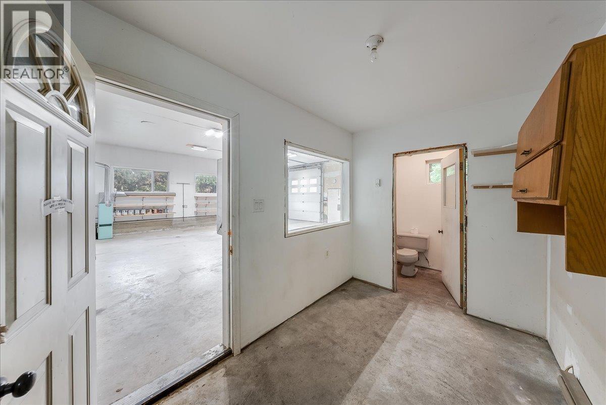 25 Davis Avenue, Fruitvale, British Columbia  V0G 1L0 - Photo 67 - 10388898