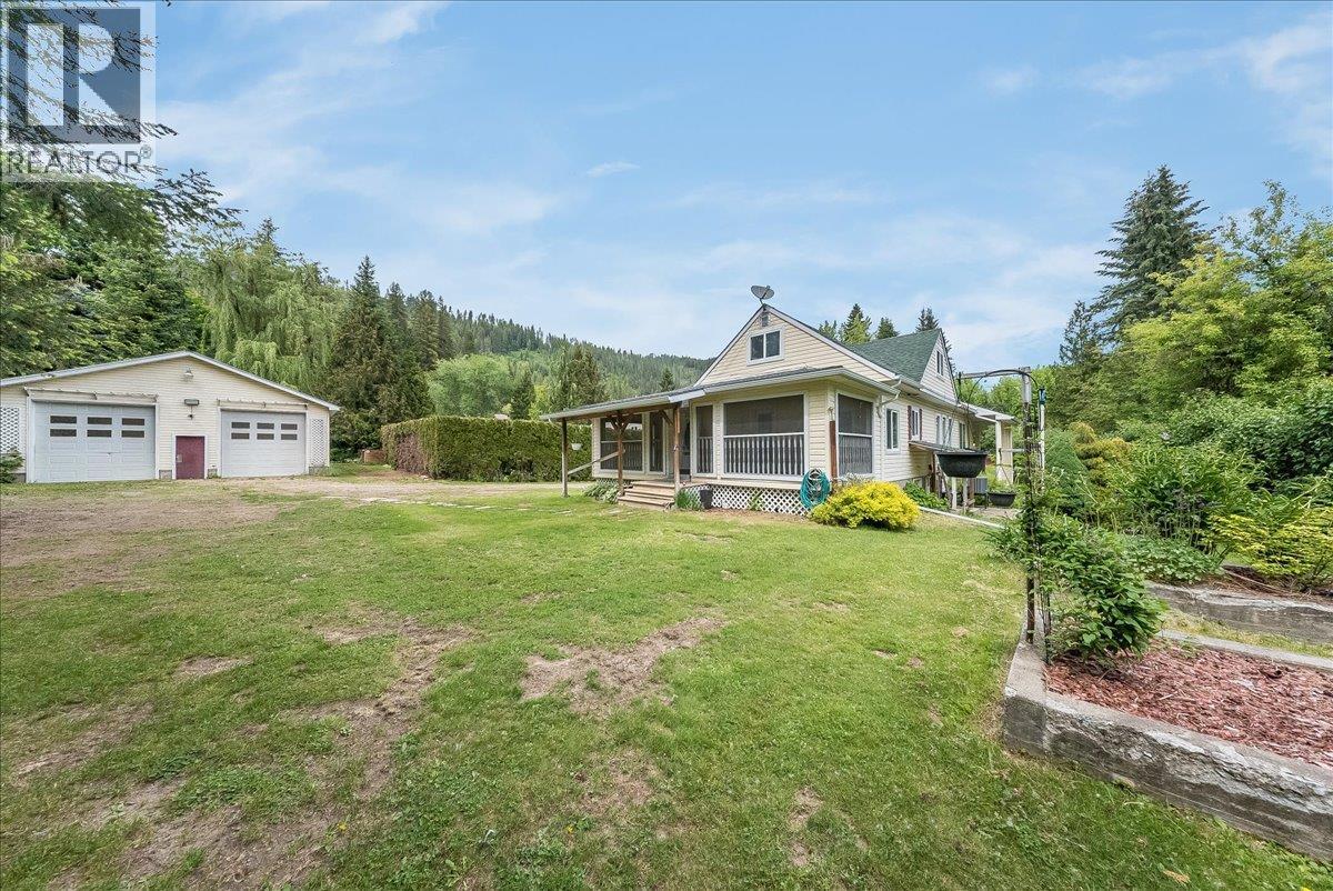 25 Davis Avenue, Fruitvale, British Columbia  V0G 1L0 - Photo 68 - 10388898