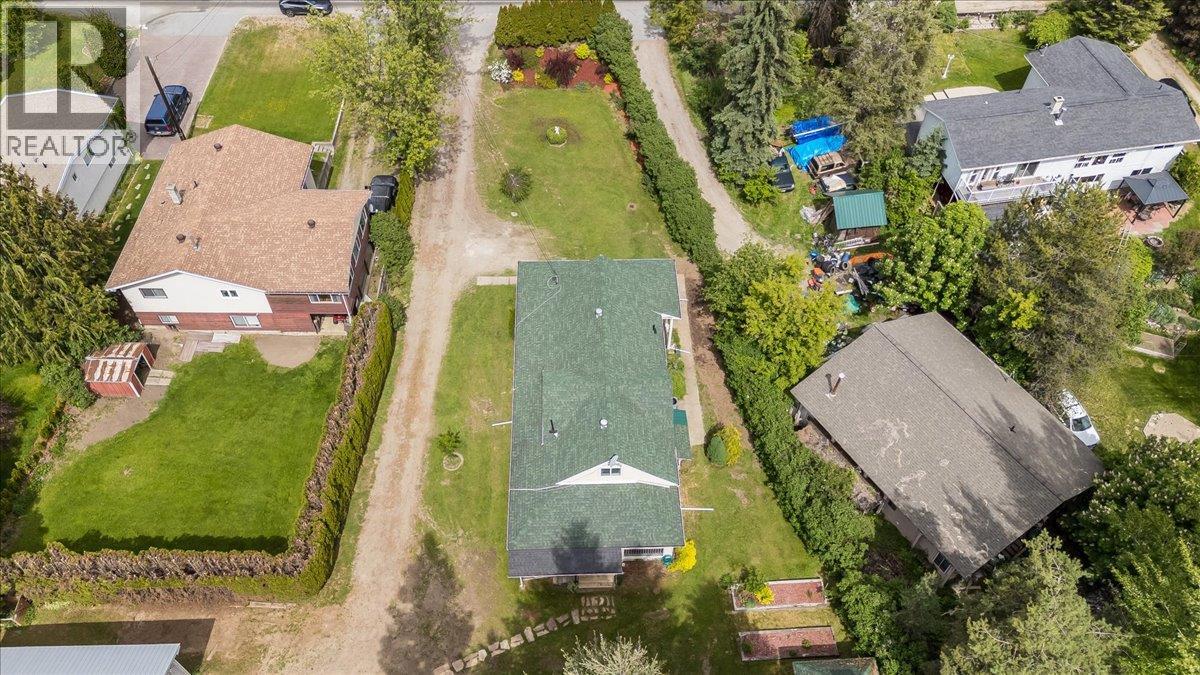 25 Davis Avenue, Fruitvale, British Columbia  V0G 1L0 - Photo 73 - 10388898
