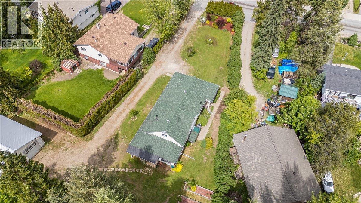 25 Davis Avenue, Fruitvale, British Columbia  V0G 1L0 - Photo 74 - 10388898