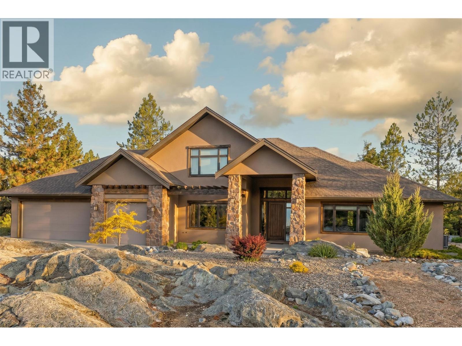 136 Falcon Place, Osoyoos, British Columbia  V0H 1V6 - Photo 1 - 10389120