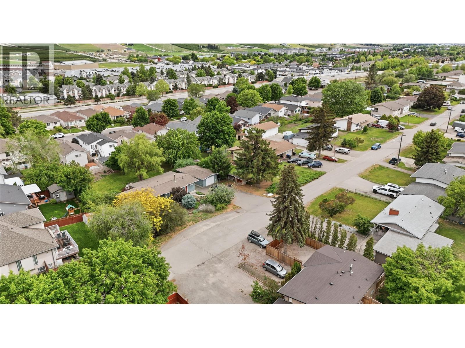 157-163 Cariboo Road, Kelowna, British Columbia  V1V 2E4 - Photo 9 - 10389017