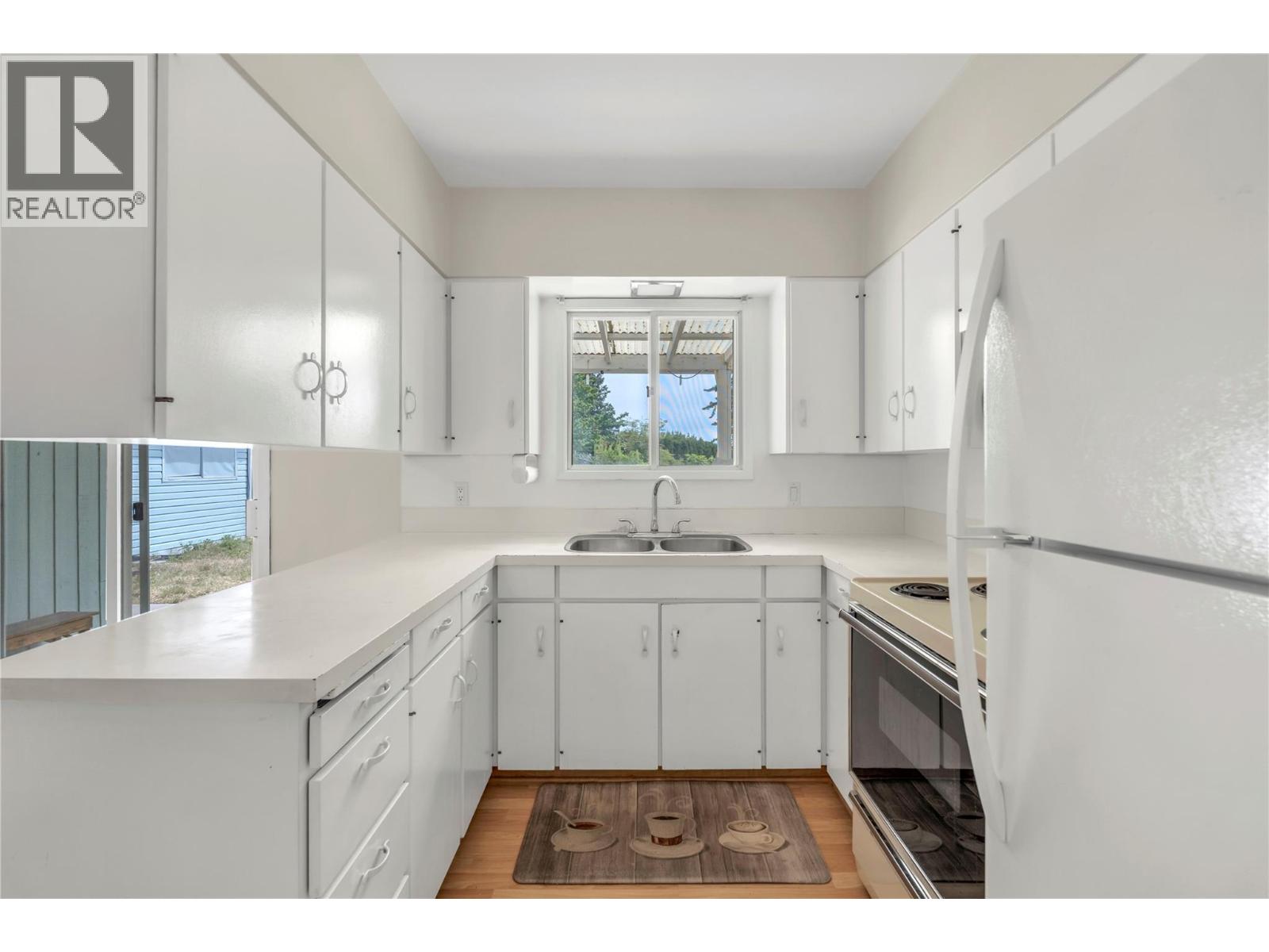 146 Mcculloch Drive, Penticton, British Columbia  V2A 3P7 - Photo 12 - 10389149