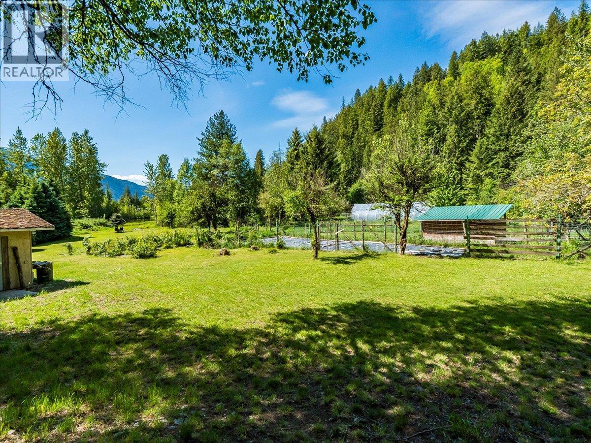 2209 Jenisa Road, Tarrys, British Columbia  V1N 4P1 - Photo 6 - 10388932
