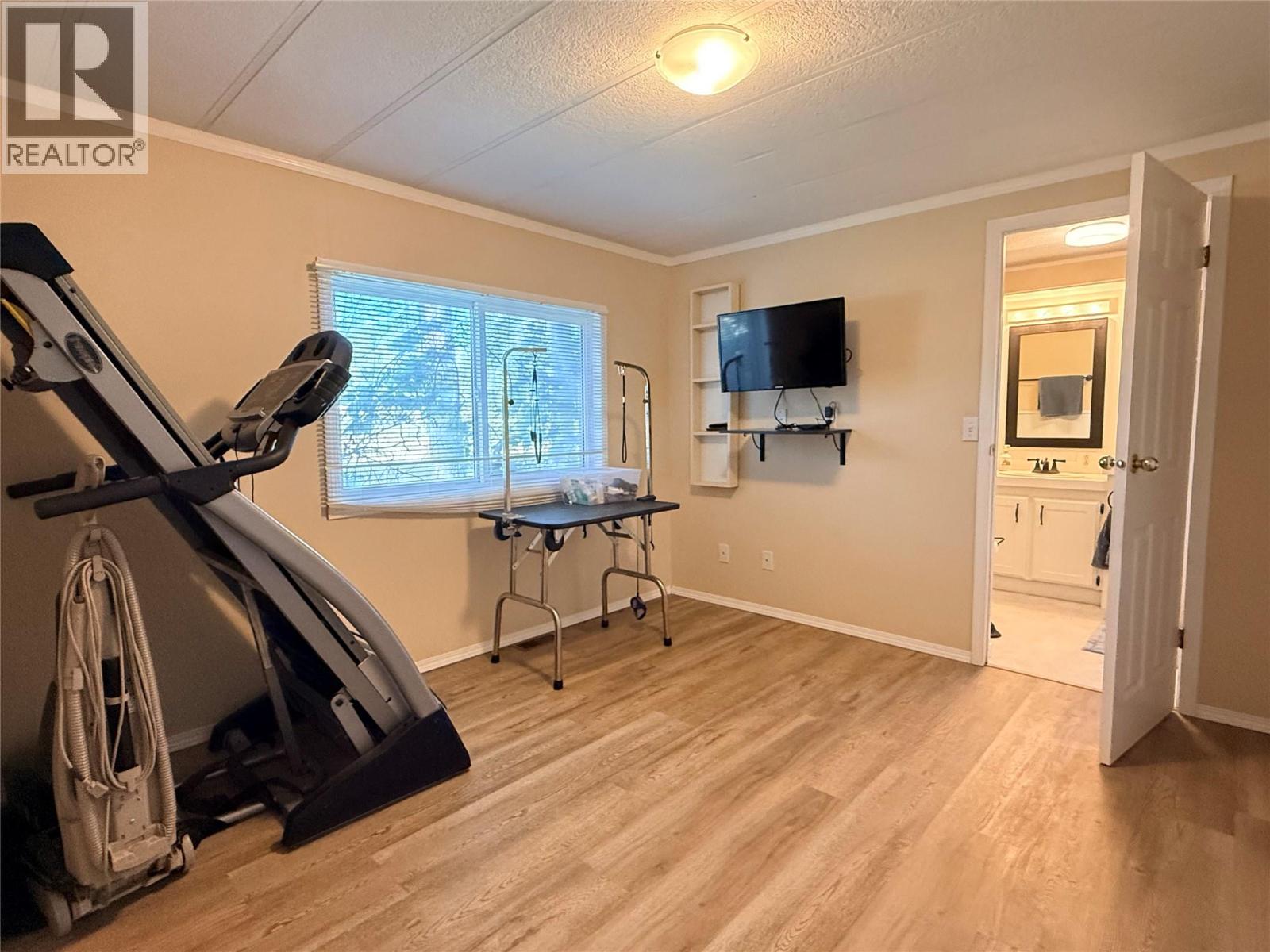 6240 Vine Road, Grand Forks, British Columbia  V0H 1H4 - Photo 16 - 10388255