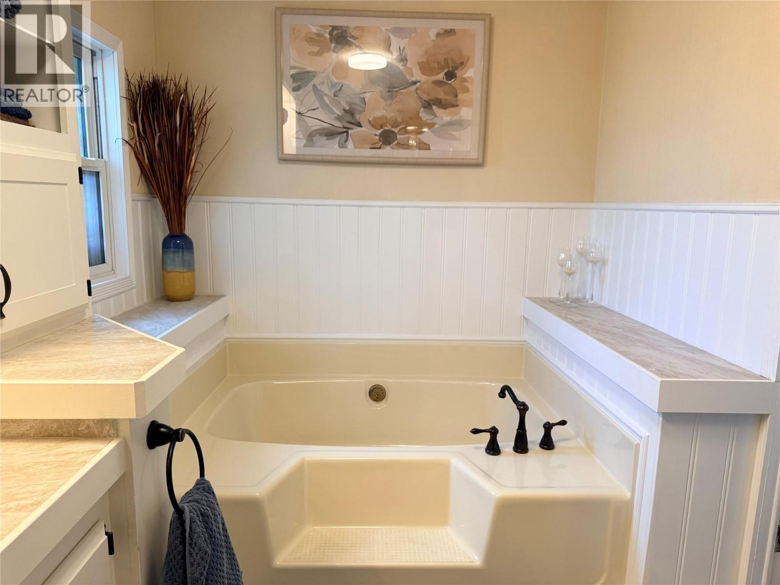 6240 Vine Road, Grand Forks, British Columbia  V0H 1H4 - Photo 18 - 10388255