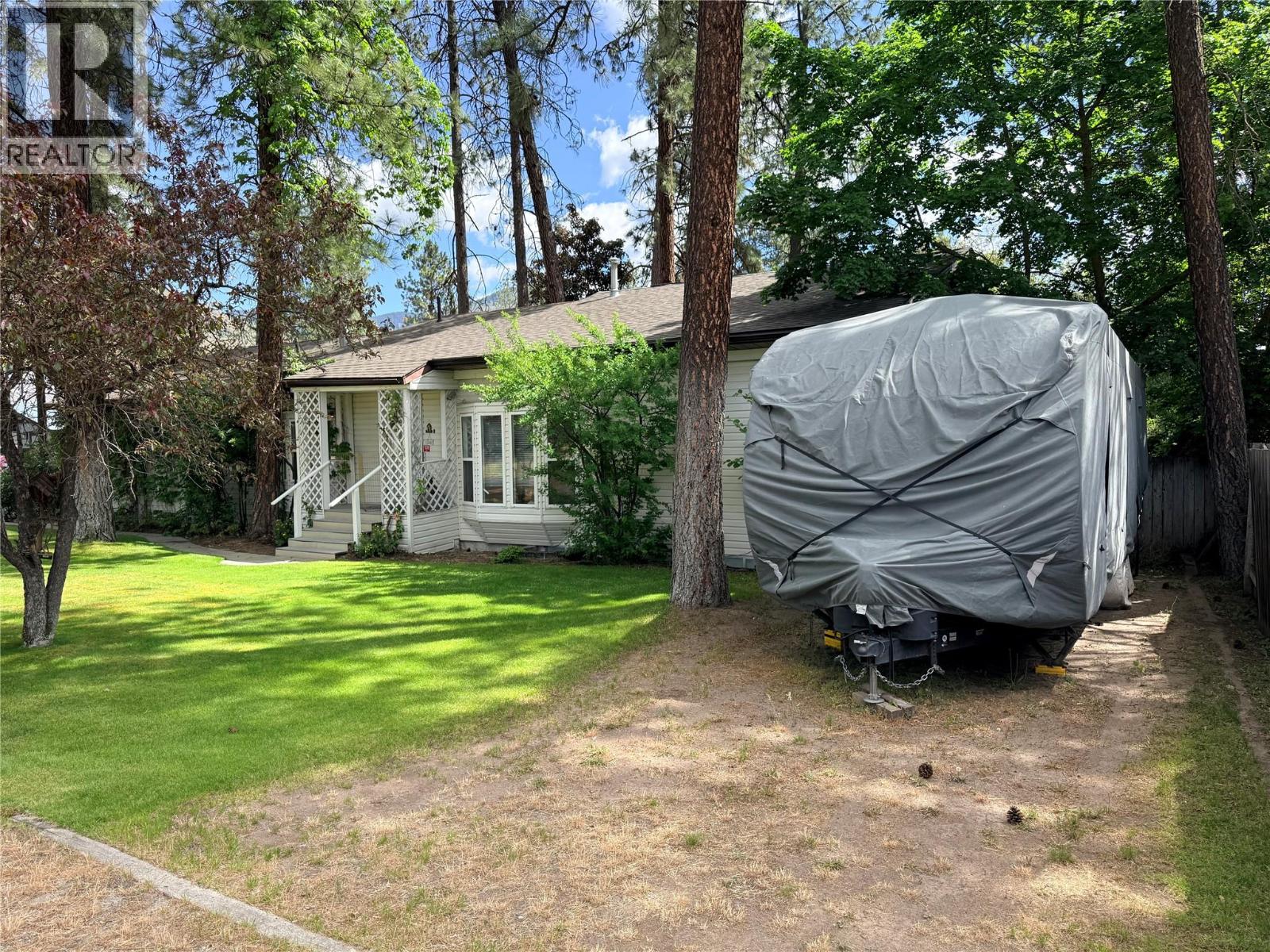 6240 Vine Road, Grand Forks, British Columbia  V0H 1H4 - Photo 5 - 10388255