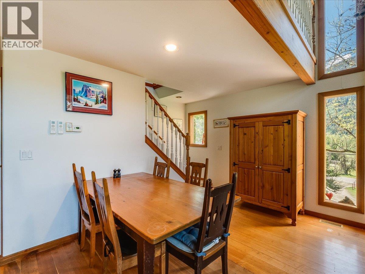 2960 Upper Slocan Park Road, Slocan Park, British Columbia  V0G 2E0 - Photo 27 - 10388800
