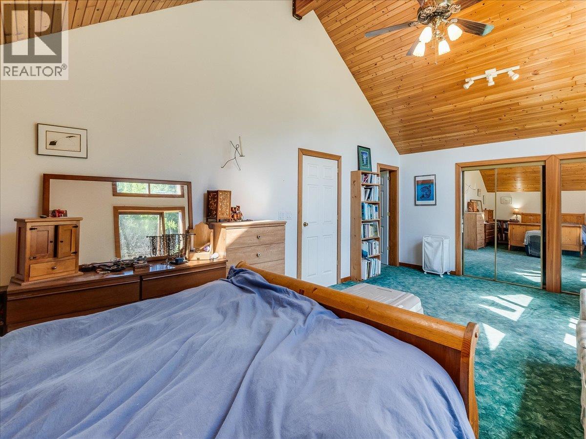 2960 Upper Slocan Park Road, Slocan Park, British Columbia  V0G 2E0 - Photo 38 - 10388800