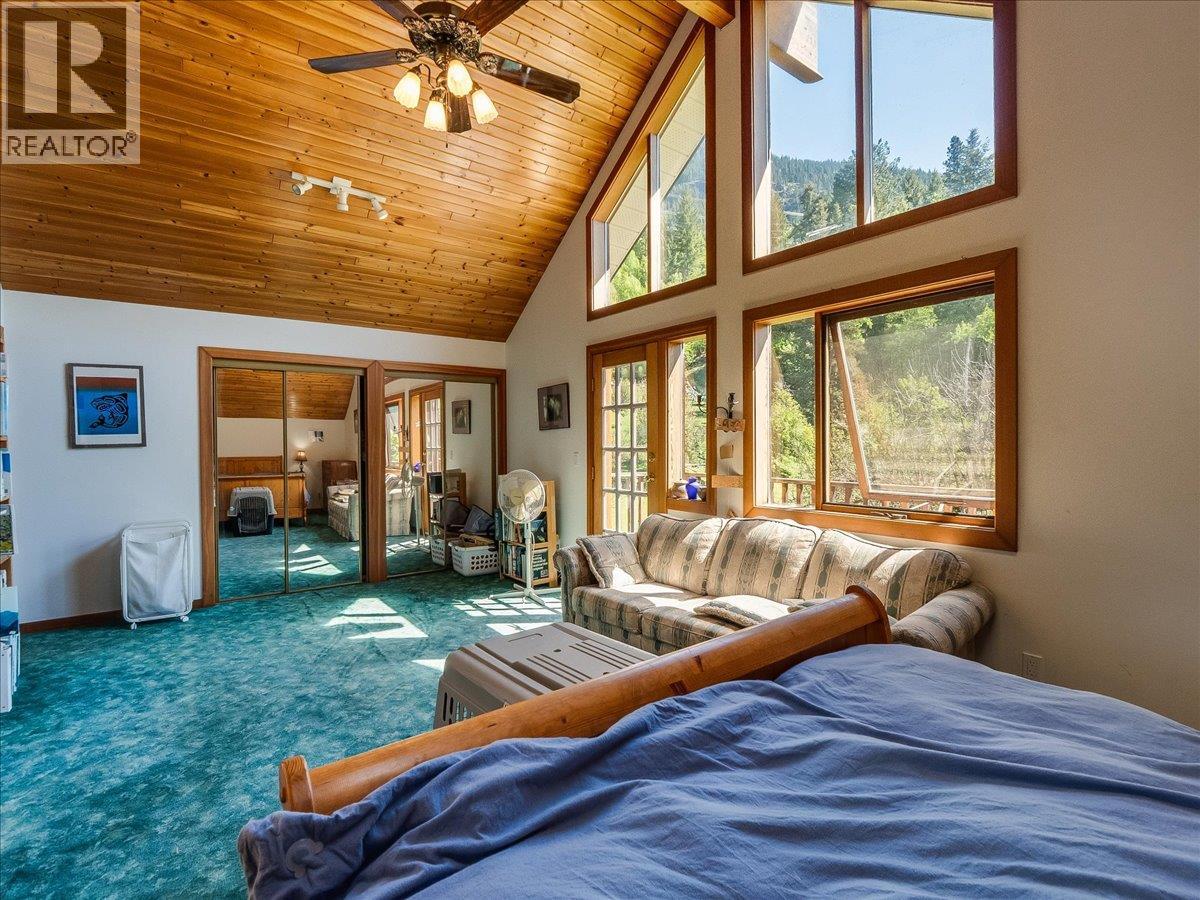 2960 Upper Slocan Park Road, Slocan Park, British Columbia  V0G 2E0 - Photo 39 - 10388800
