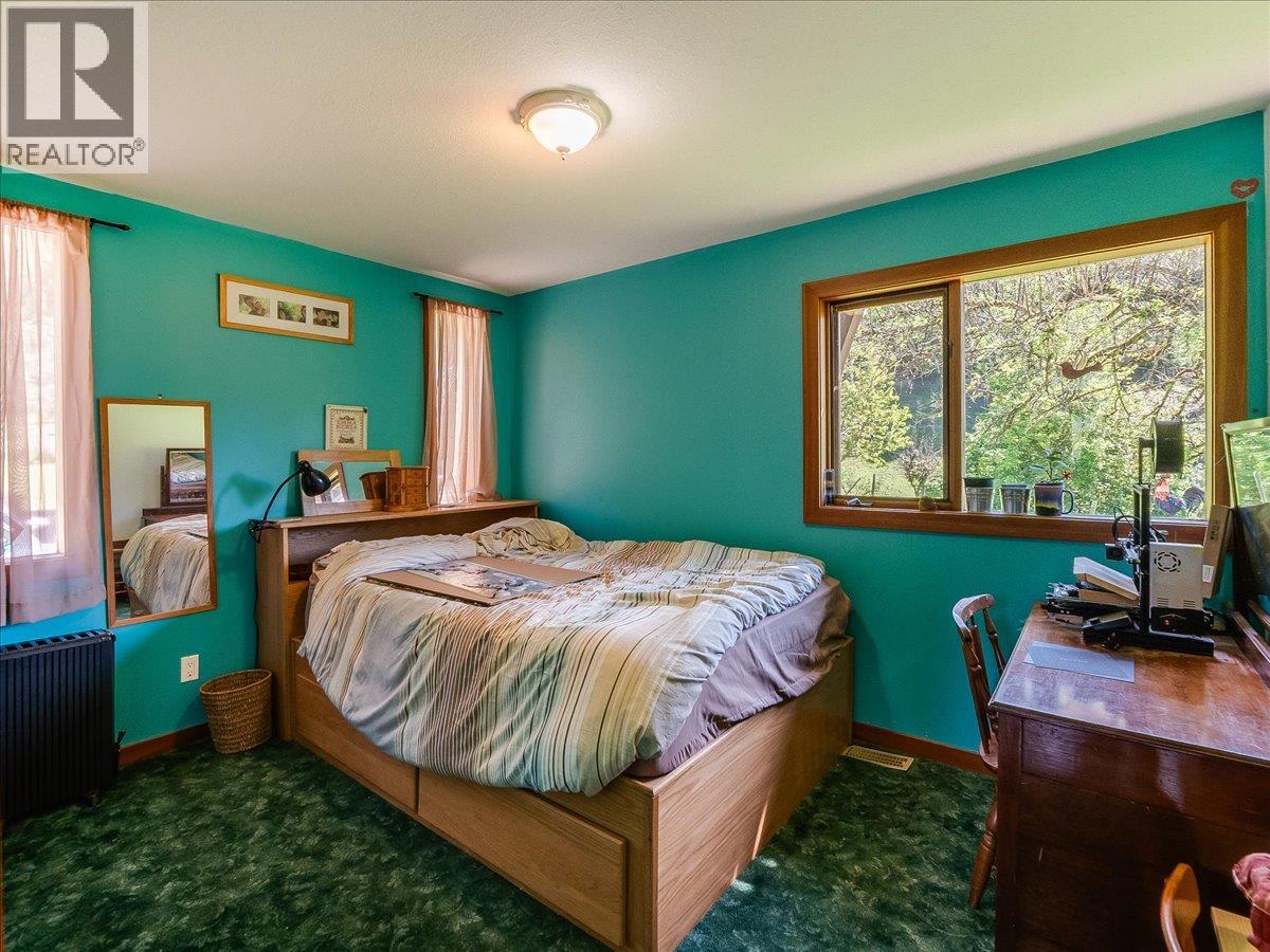 2960 Upper Slocan Park Road, Slocan Park, British Columbia  V0G 2E0 - Photo 43 - 10388800