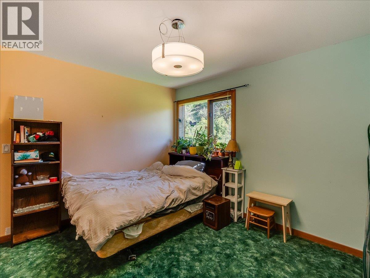 2960 Upper Slocan Park Road, Slocan Park, British Columbia  V0G 2E0 - Photo 47 - 10388800