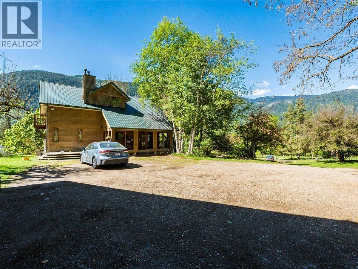 2960 Upper Slocan Park Road, Slocan Park, British Columbia  V0G 2E0 - Photo 58 - 10388800