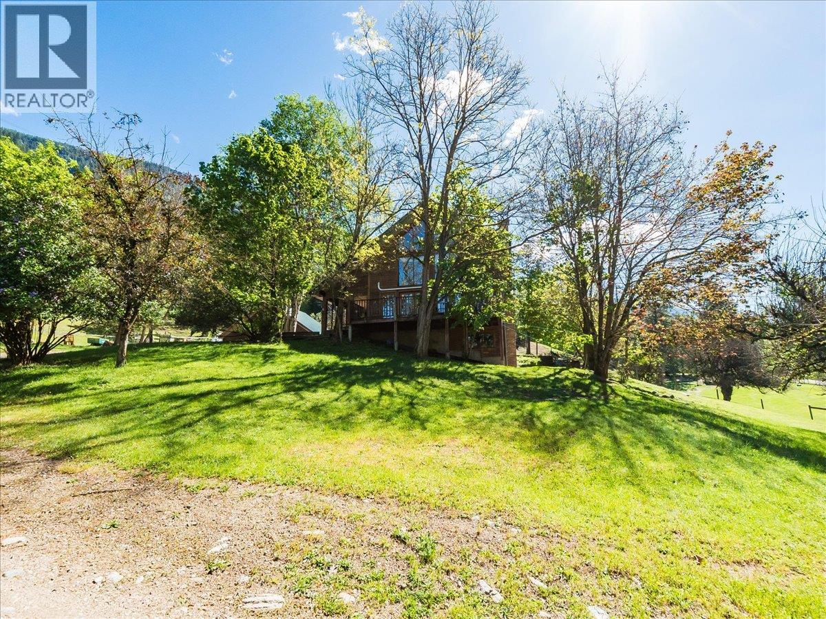 2960 Upper Slocan Park Road, Slocan Park, British Columbia  V0G 2E0 - Photo 62 - 10388800