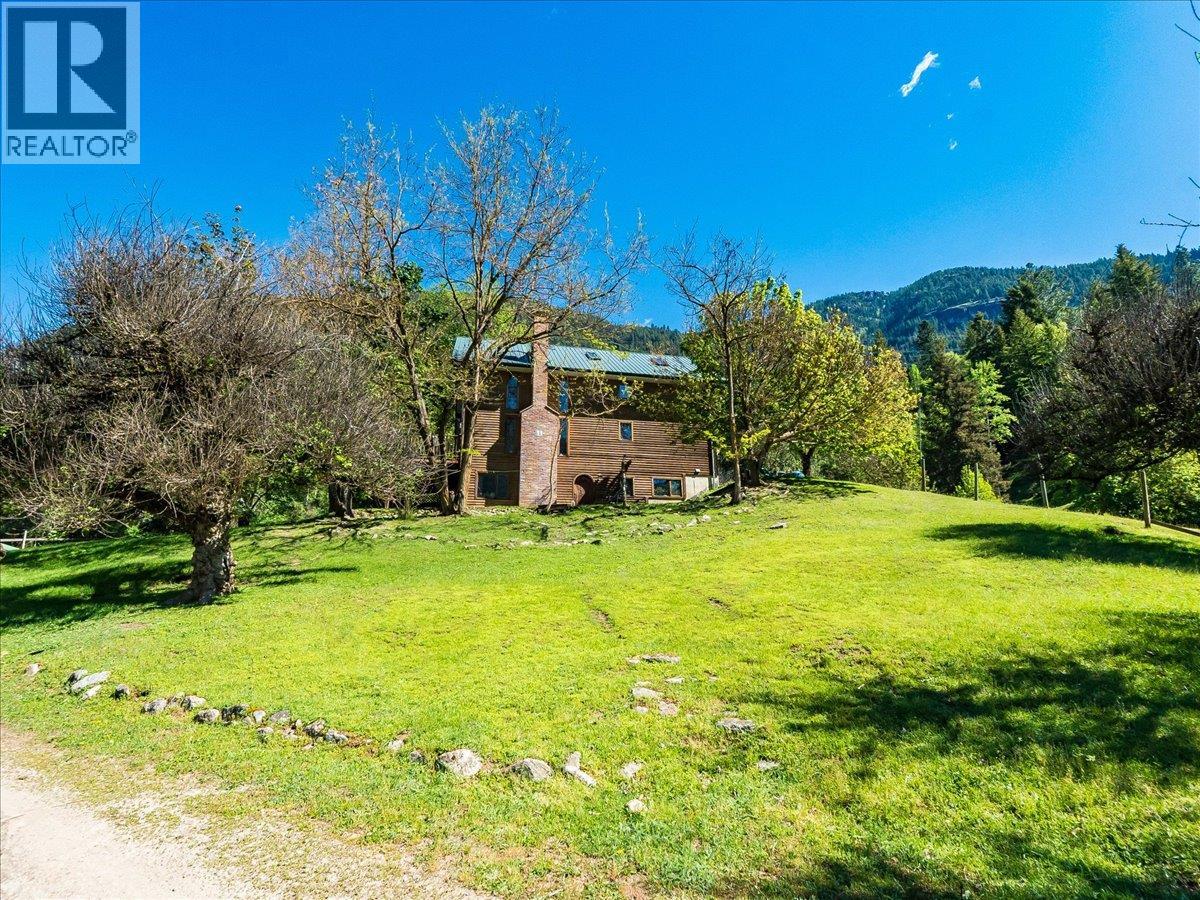 2960 Upper Slocan Park Road, Slocan Park, British Columbia  V0G 2E0 - Photo 64 - 10388800