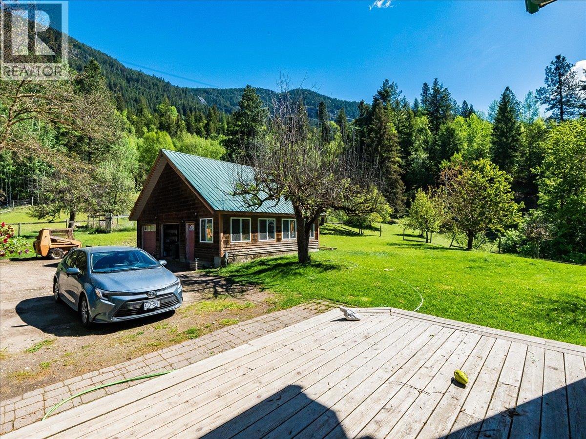 2960 Upper Slocan Park Road, Slocan Park, British Columbia  V0G 2E0 - Photo 68 - 10388800