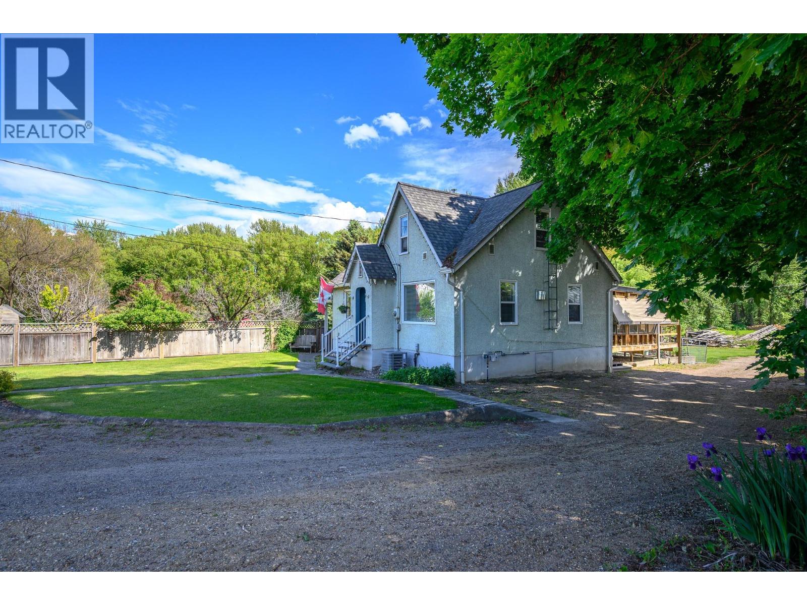 6934 Highway 6, Coldstream, British Columbia  V1B 3H1 - Photo 3 - 10388747